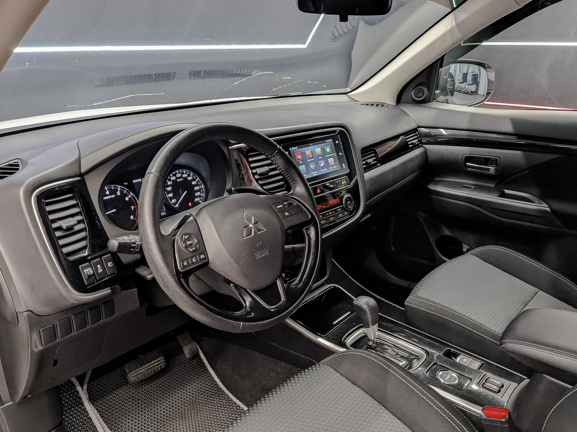 MITSUBISHI Outlander 2.00 (146 л.с), автомат, 2020, пробег 98 552 км