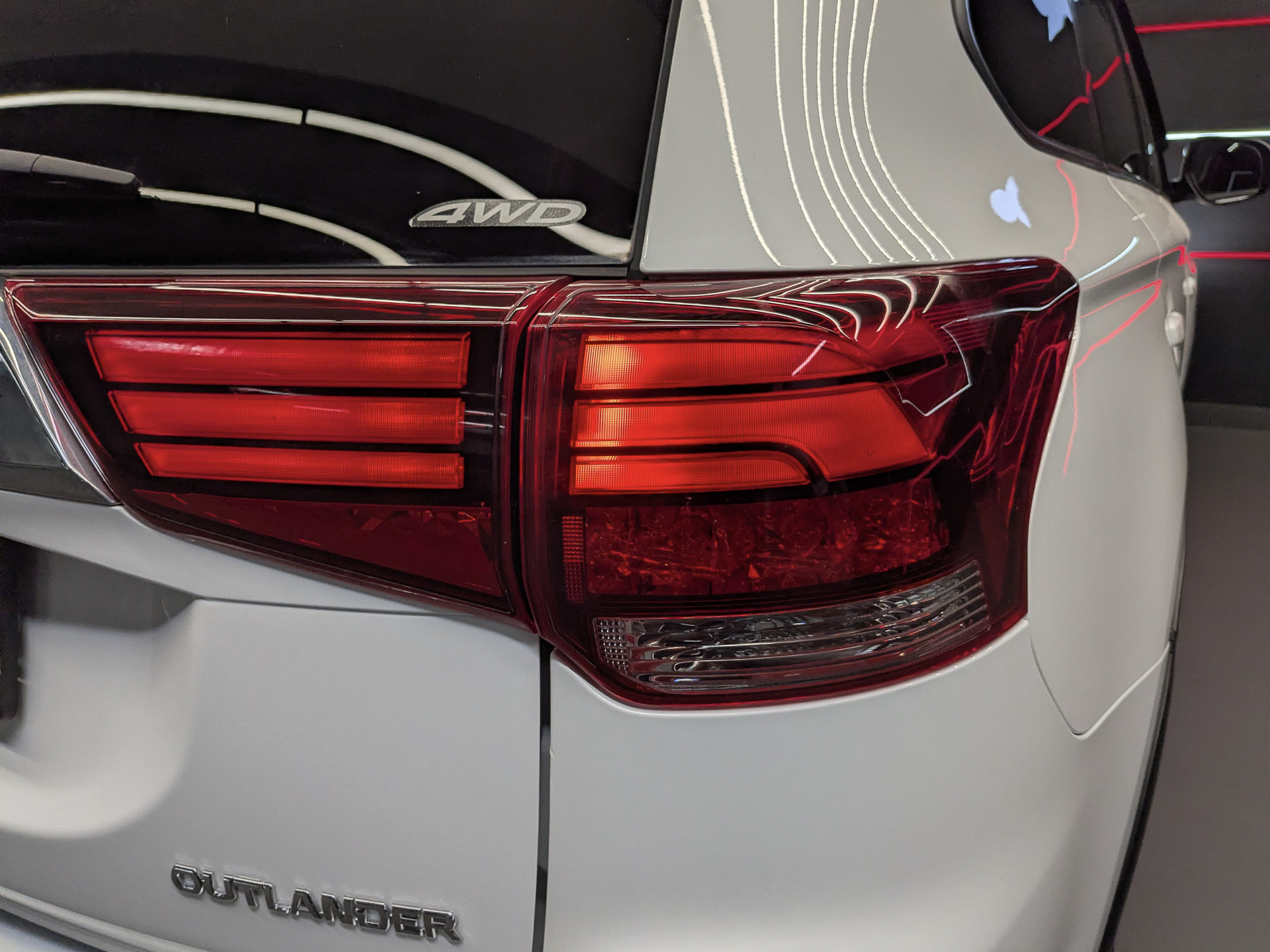 MITSUBISHI Outlander 2.00 (146 л.с), автомат, 2020, пробег 98 552 км