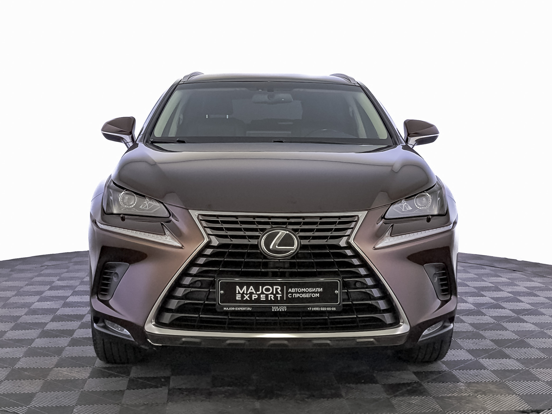 LEXUS NX 2.00 (150 л.с), автомат, 2018, пробег 111 557 км