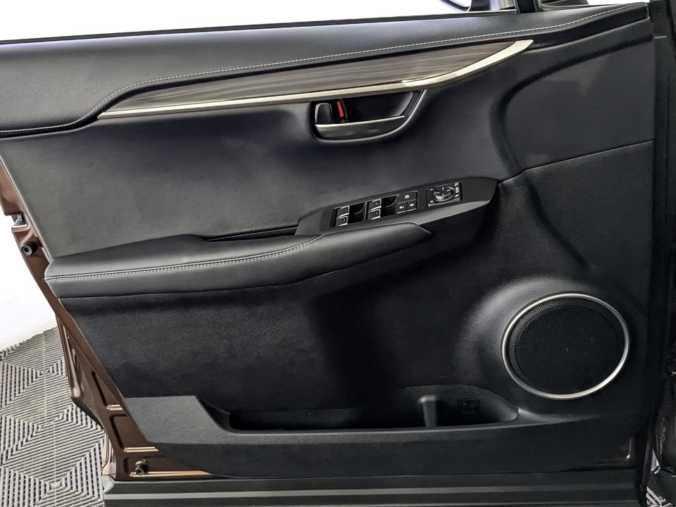 Фото Lexus NX с пробегом 111557 км