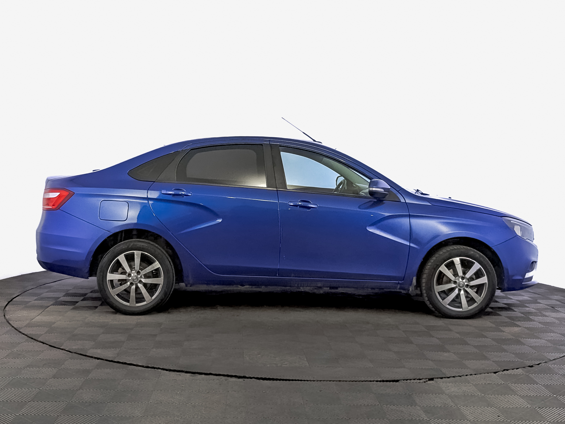 LADA Vesta 1.60 (113 л.с), автомат, 2021, пробег 118 000 км