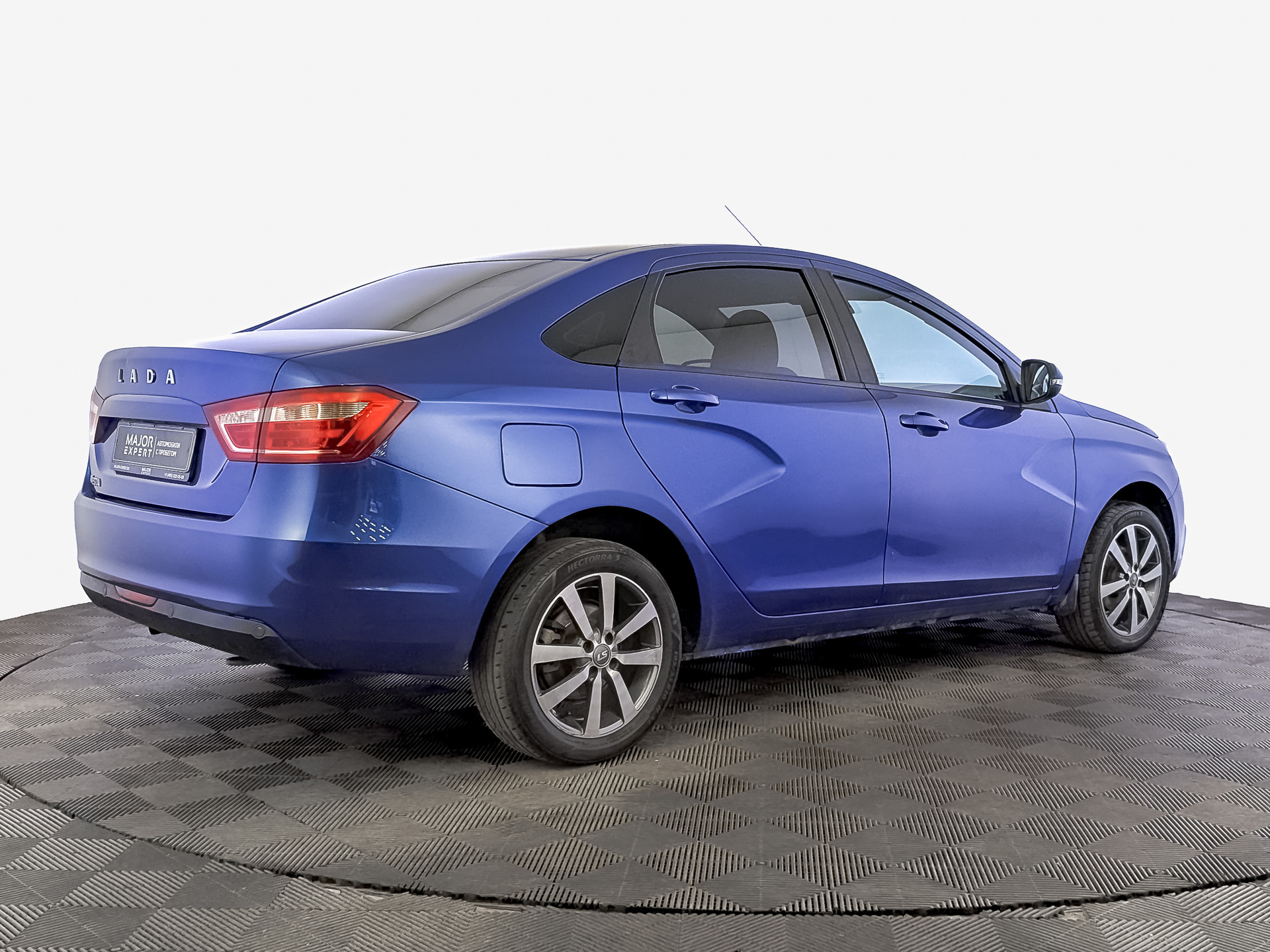 LADA Vesta 1.60 (113 л.с), автомат, 2021, пробег 118 000 км