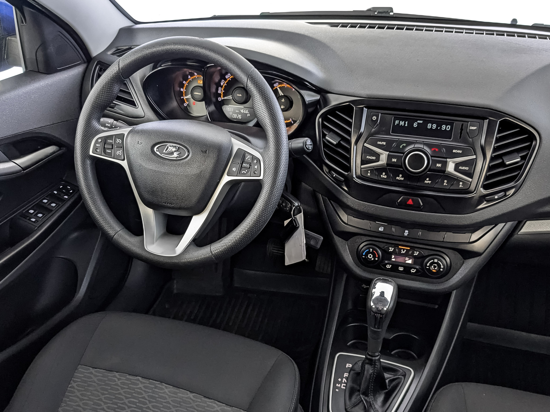 LADA Vesta 1.60 (113 л.с), автомат, 2021, пробег 118 000 км