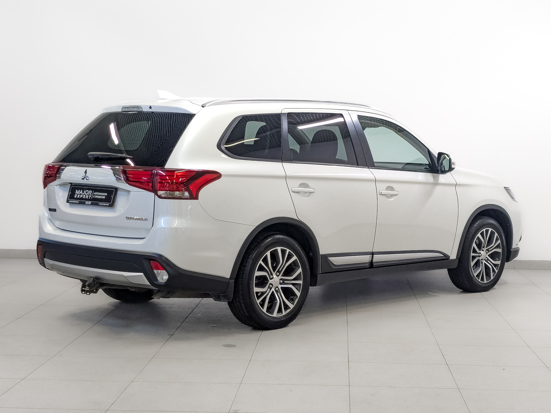MITSUBISHI Outlander 2.00 (146 л.с), автомат, 2018, пробег 51 500 км