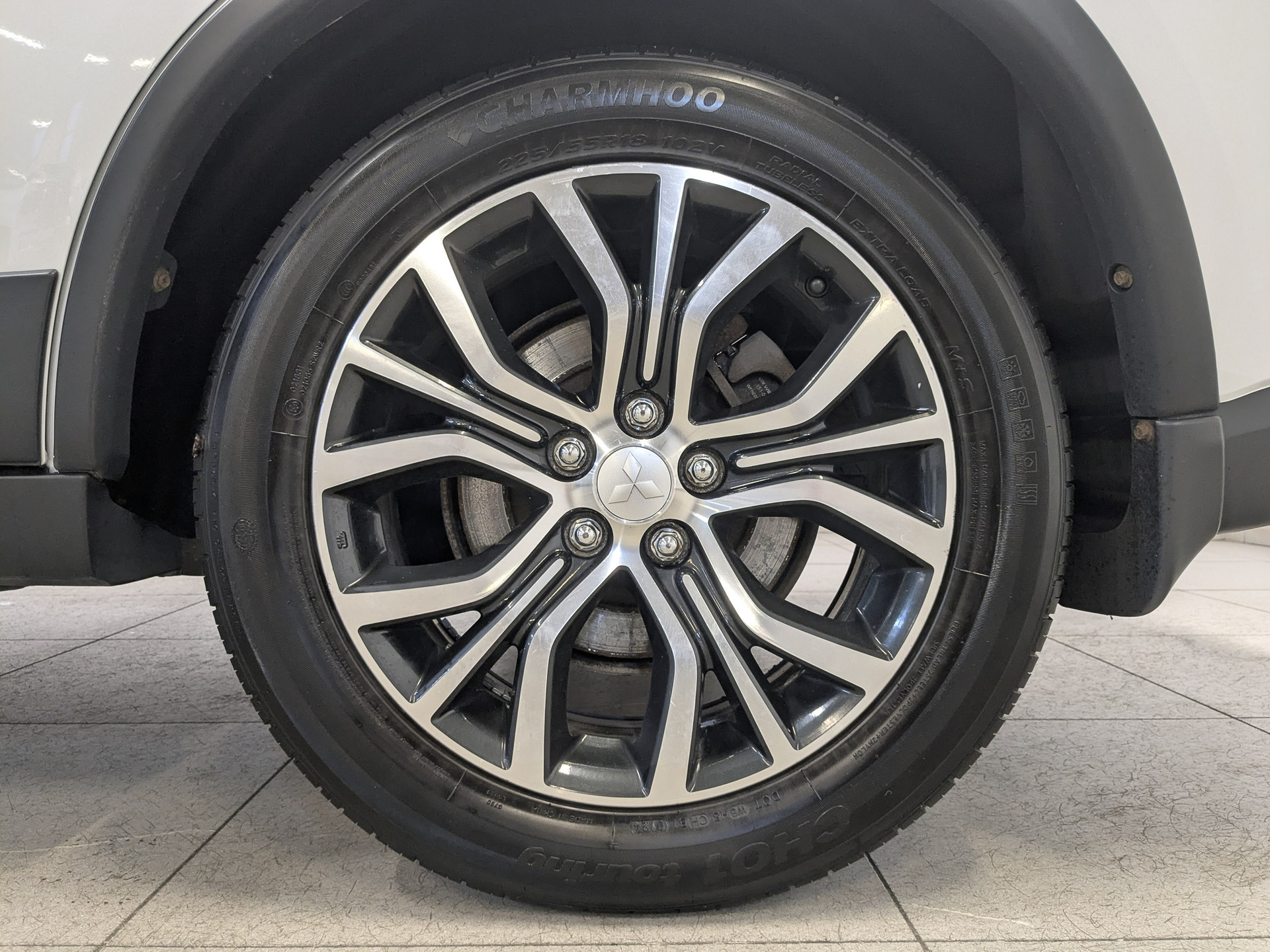 MITSUBISHI Outlander 2.00 (146 л.с), автомат, 2018, пробег 51 500 км