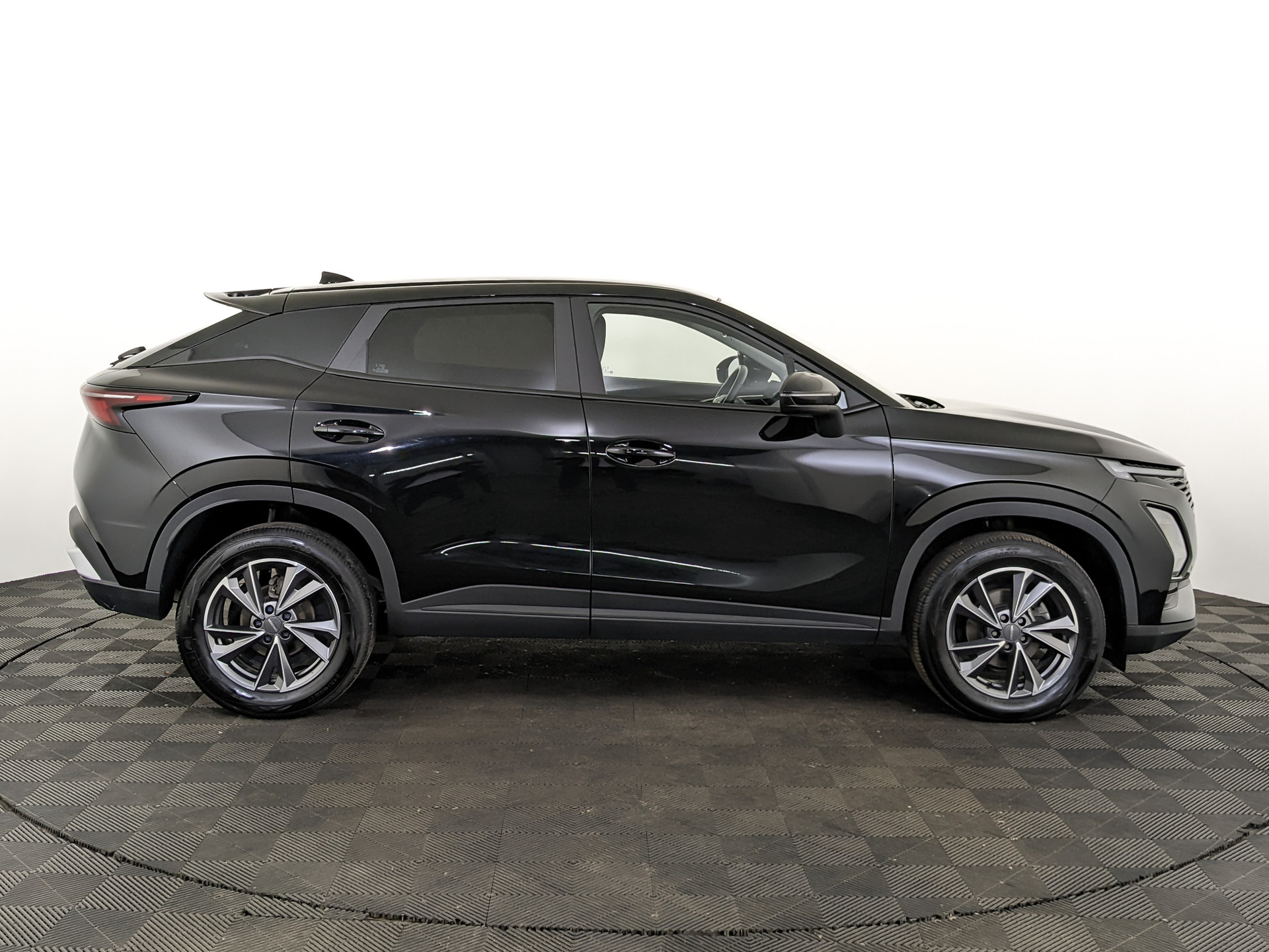 OMODA C5 1.50 (147 л.с), автомат, 2024, пробег 29 200 км