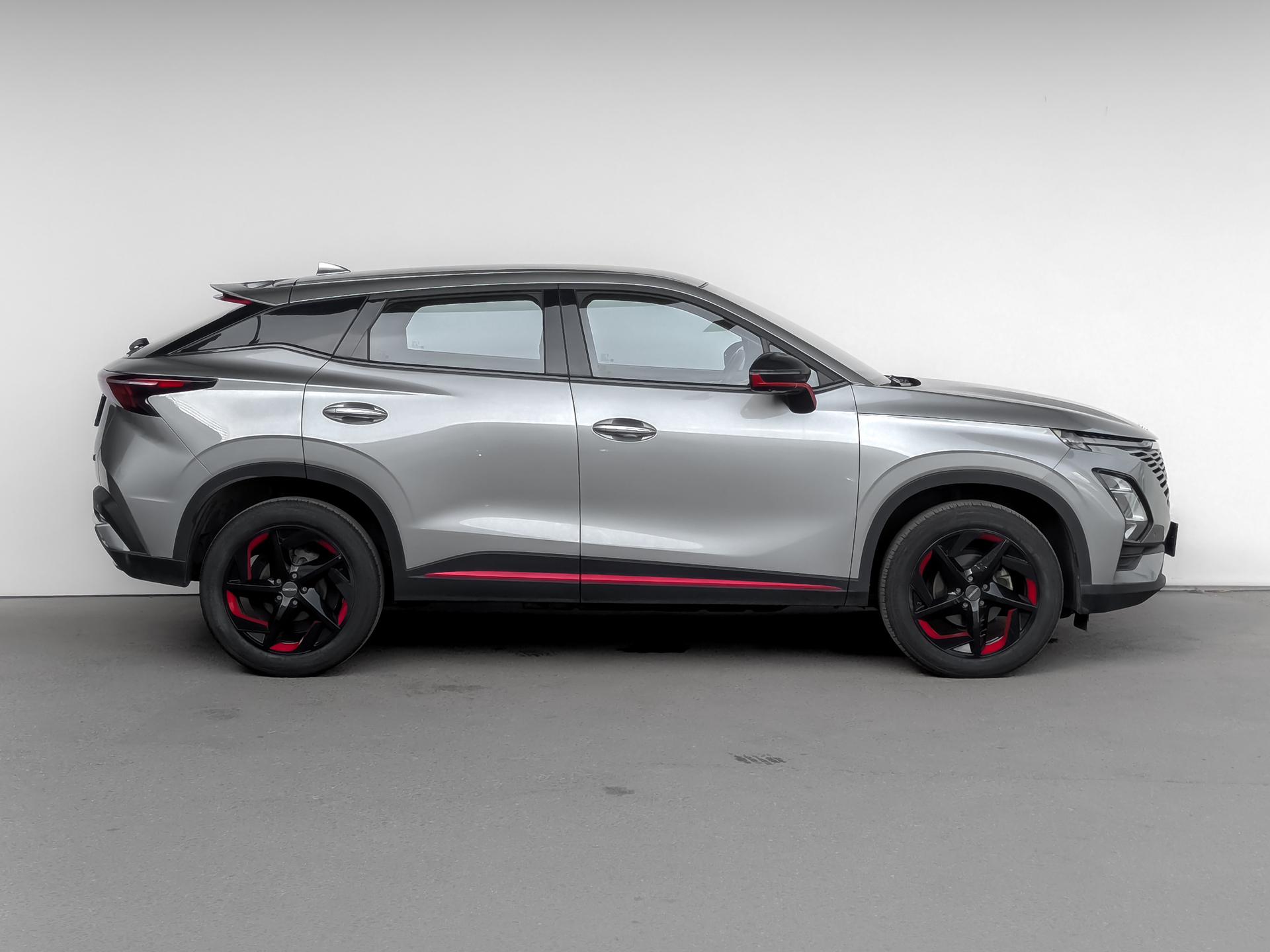OMODA C5 1.50 (147 л.с), автомат, 2024, пробег 48 000 км