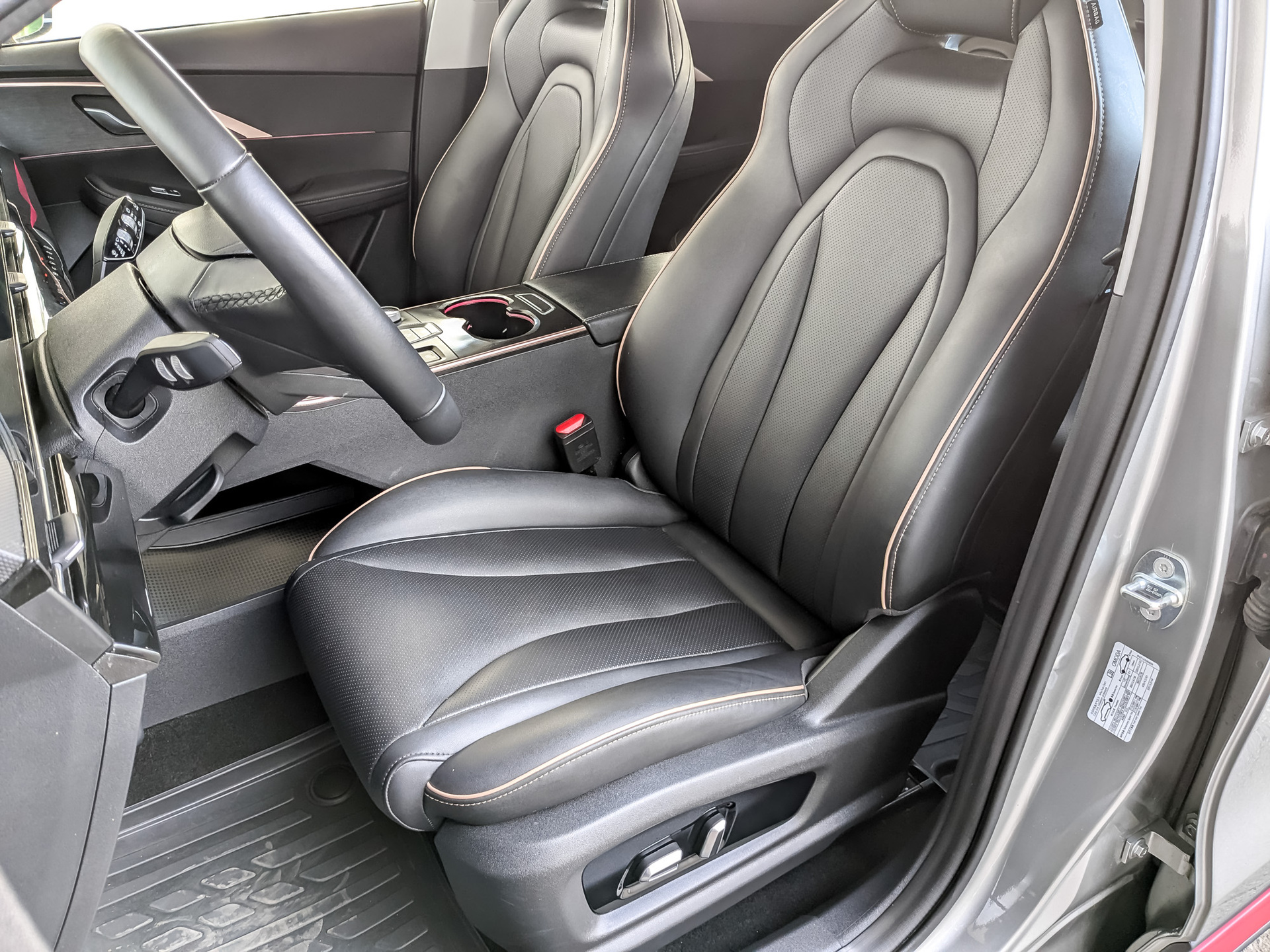 OMODA C5 1.50 (147 л.с), автомат, 2024, пробег 48 000 км