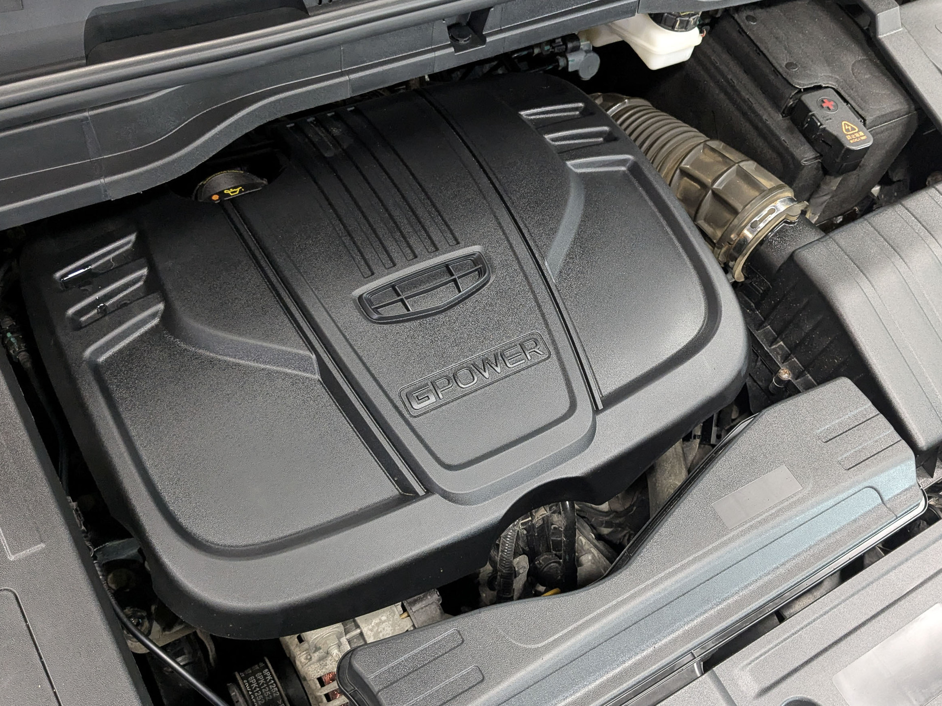 GEELY Coolray 1.50 (149 л.с), автомат, 2023, пробег 114 986 км