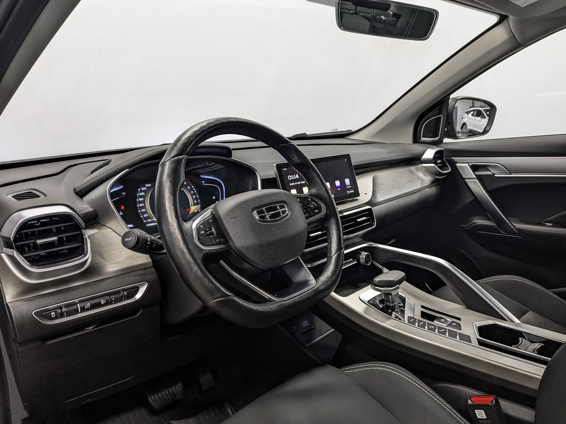 GEELY Coolray 1.50 (149 л.с), автомат, 2023, пробег 114 986 км