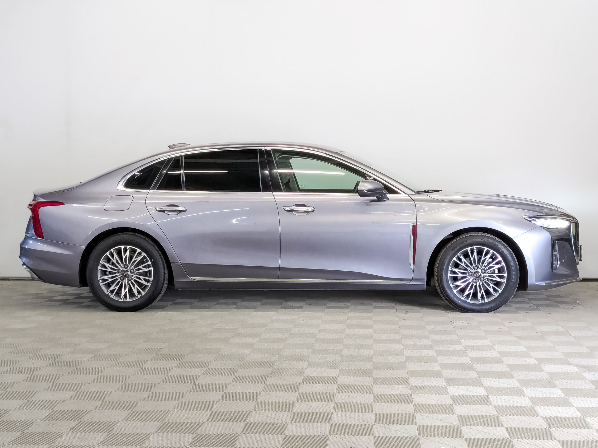 HONGQI H5 II 2.00 (218 л.с), автомат, 2024, пробег 73 061 км
