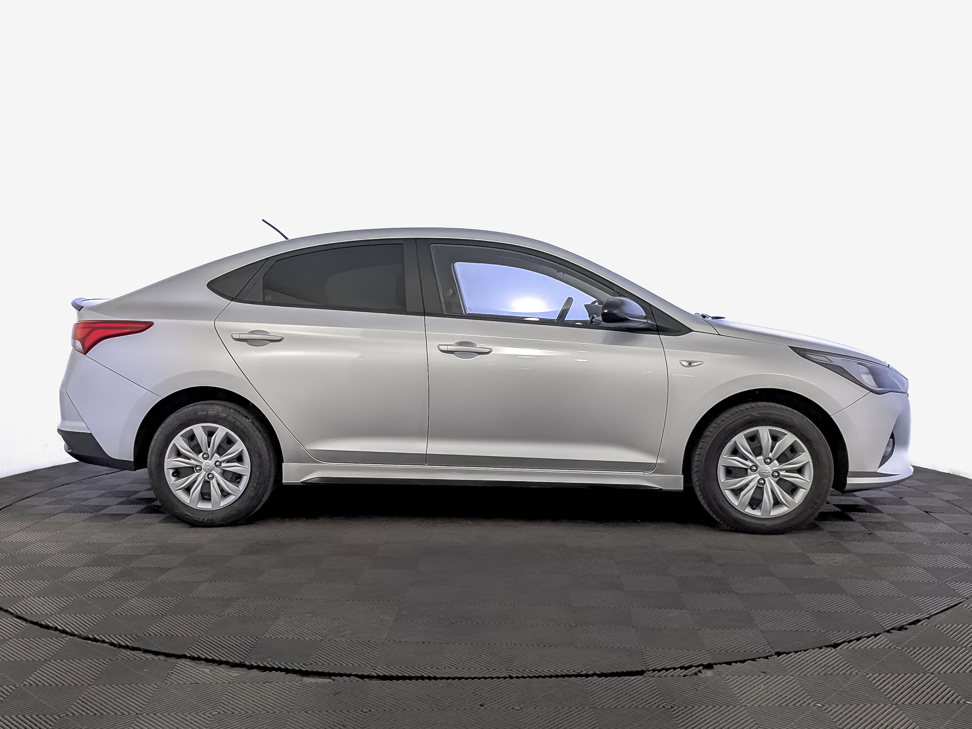 SOLARIS HS 1.60 (123 л.с), автомат, 2024, пробег 14 384 км