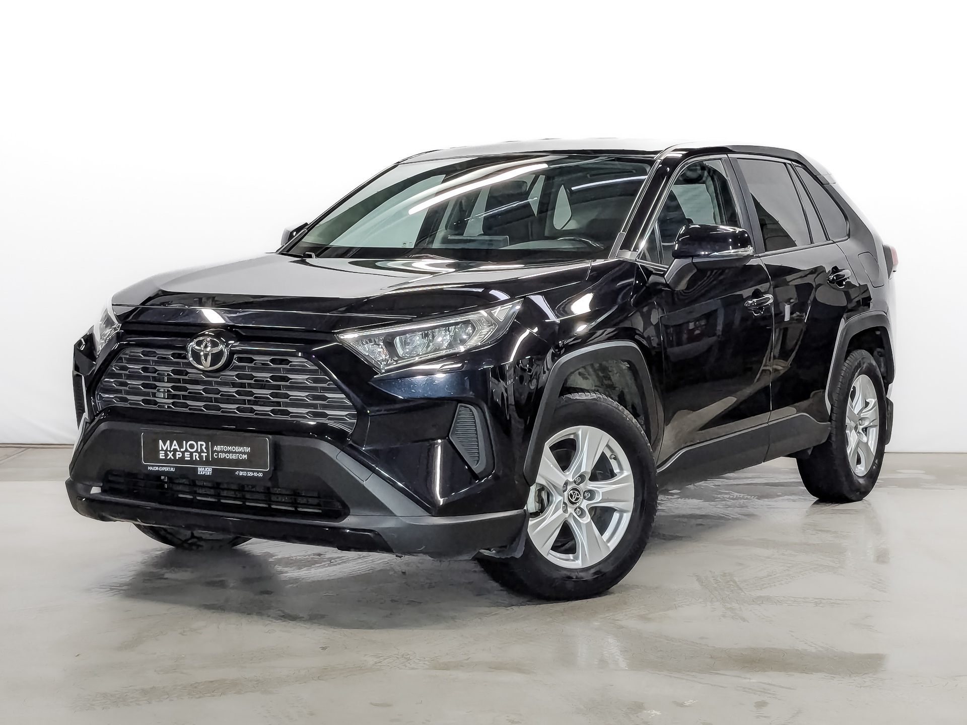 TOYOTA Rav-4 2.00 (149 л.с), механическая, 2020, пробег 64 300 км