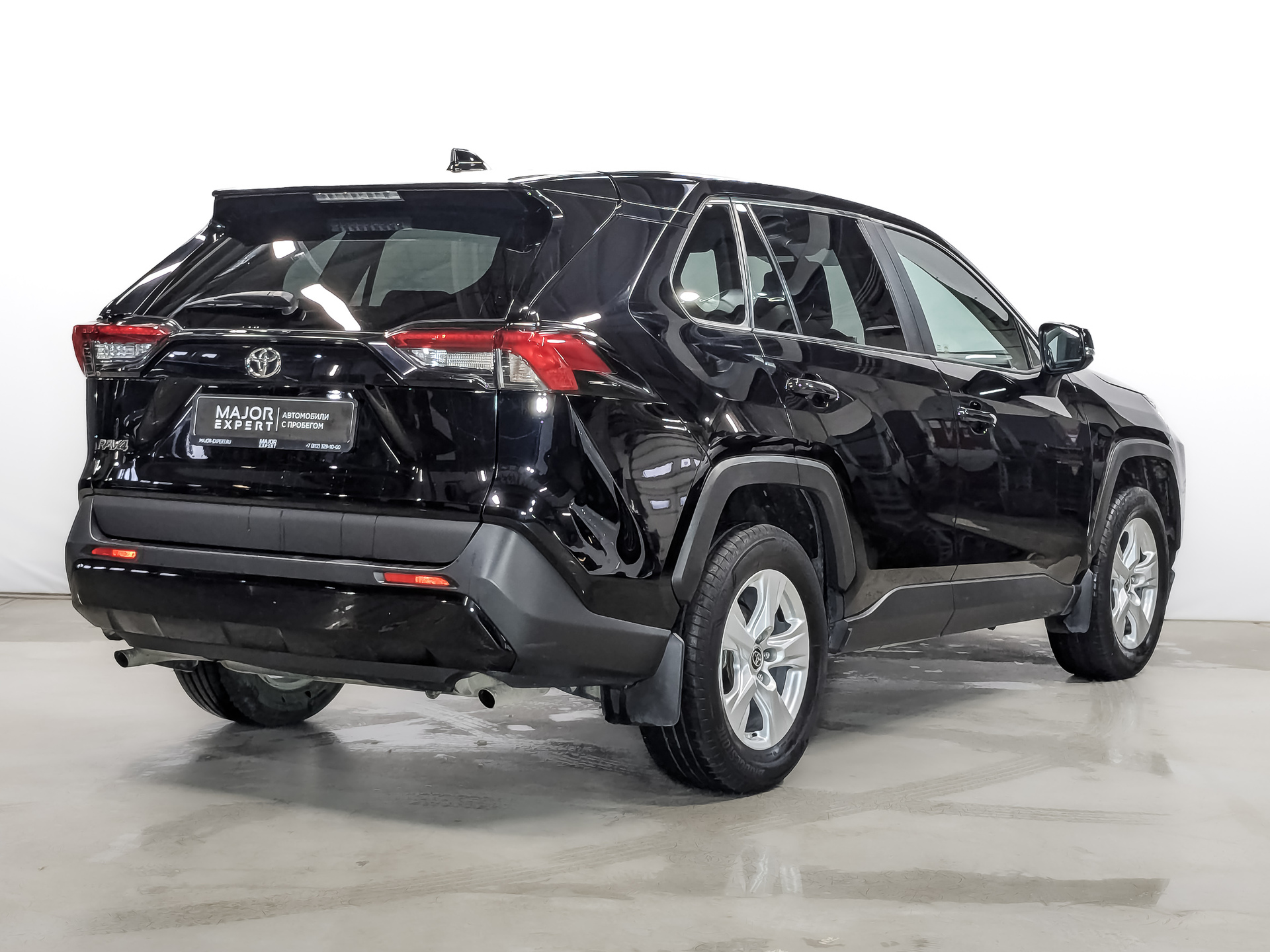TOYOTA Rav-4 2.00 (149 л.с), механическая, 2020, пробег 64 300 км