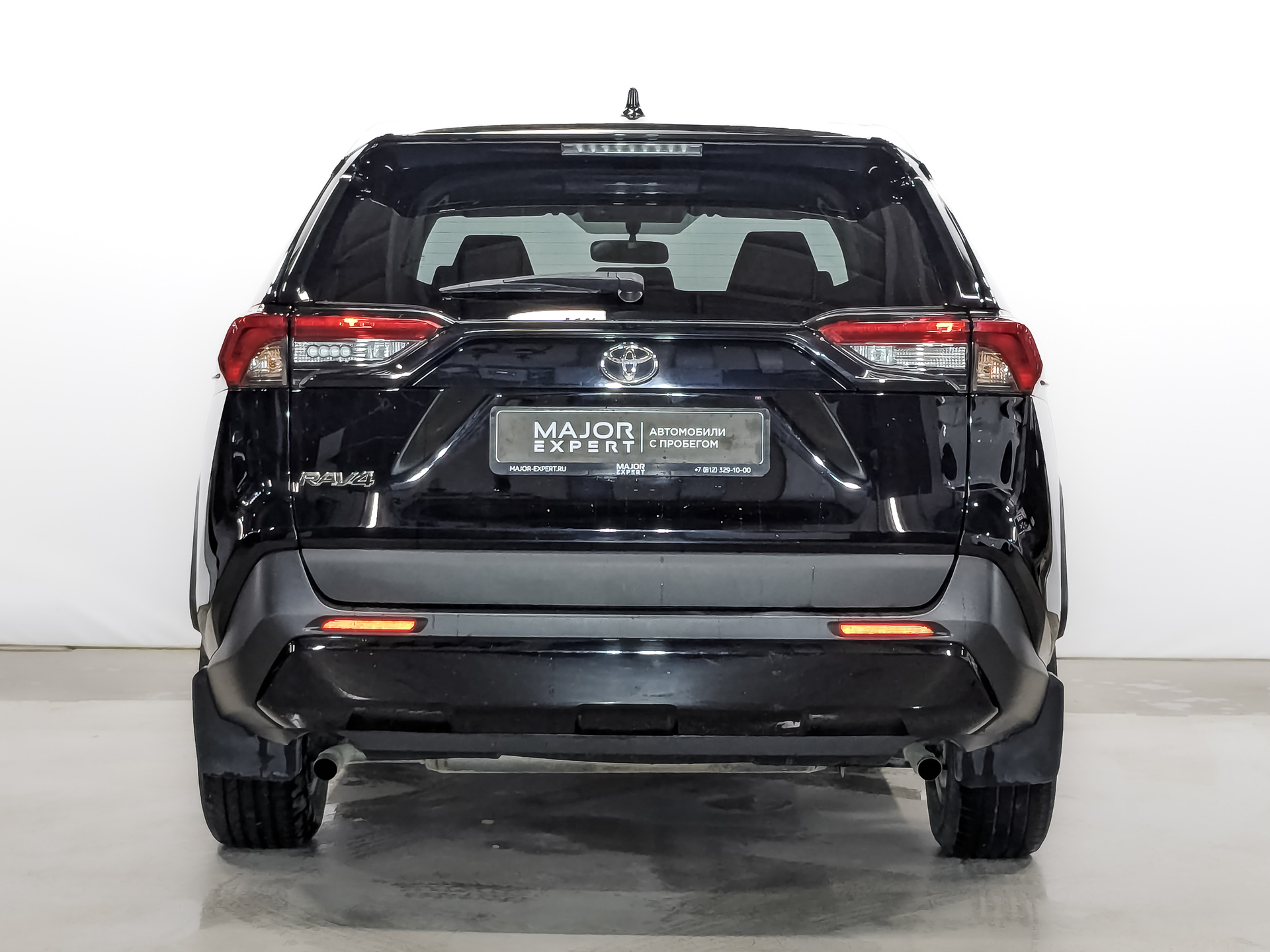 TOYOTA Rav-4 2.00 (149 л.с), механическая, 2020, пробег 64 300 км