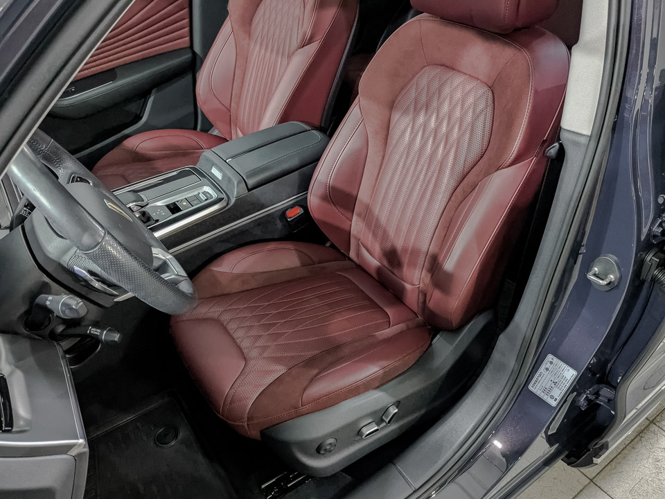 Фото Hongqi HS5 с пробегом 27323 км