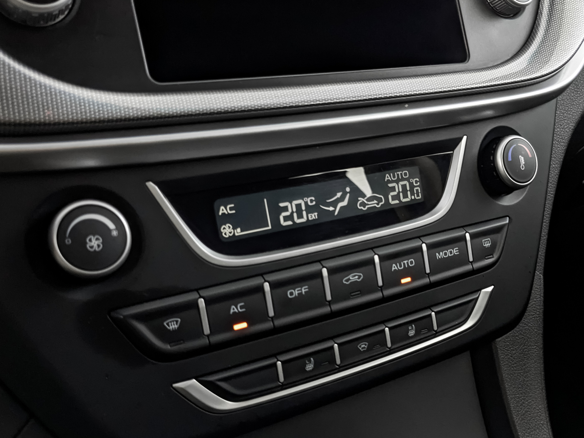 GEELY Emgrand 7 1.80 (133 л.с), автомат, 2019, пробег 55 915 км