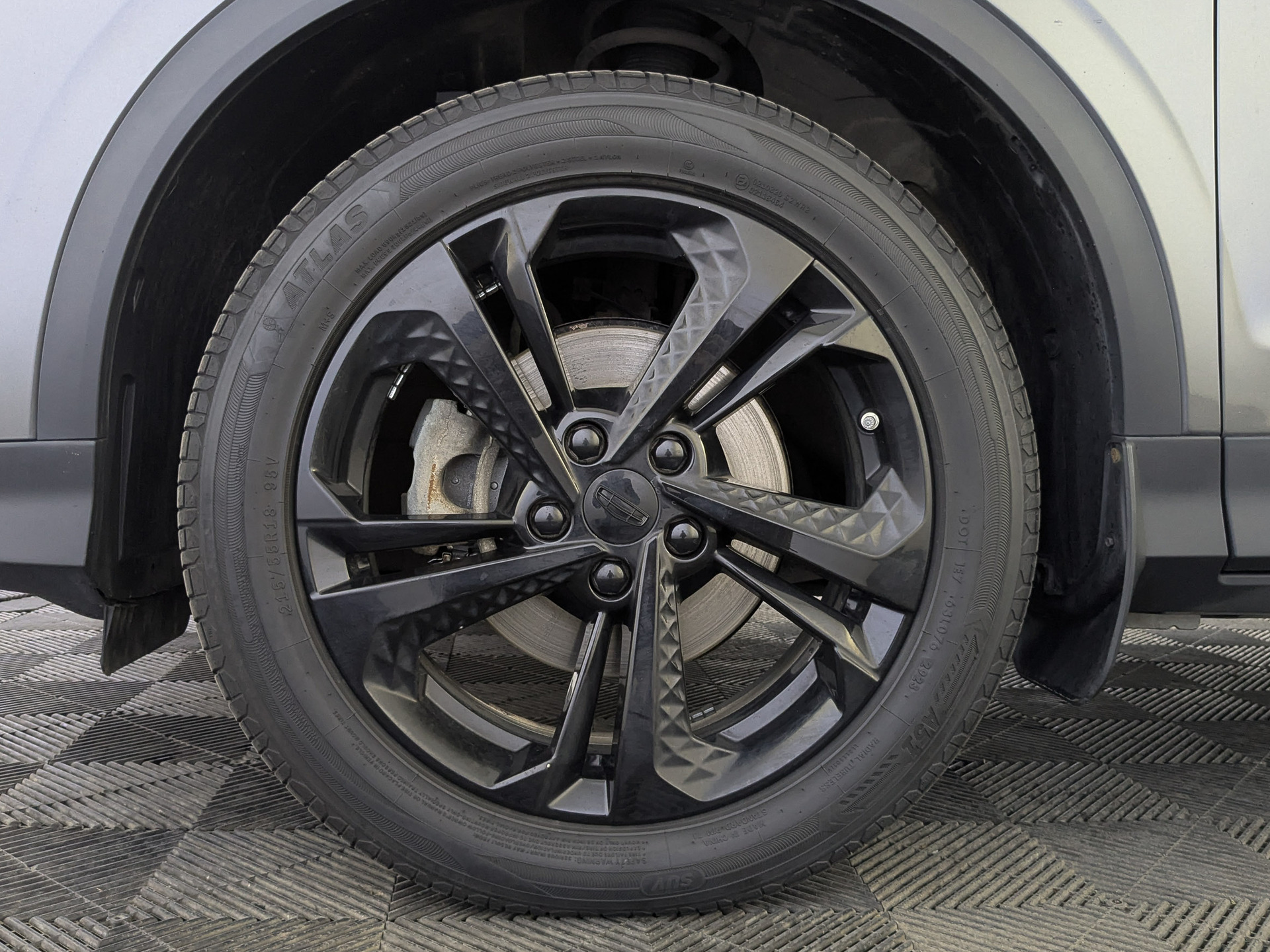 GEELY Coolray 1.50 (147 л.с), автомат, 2023, пробег 85 213 км