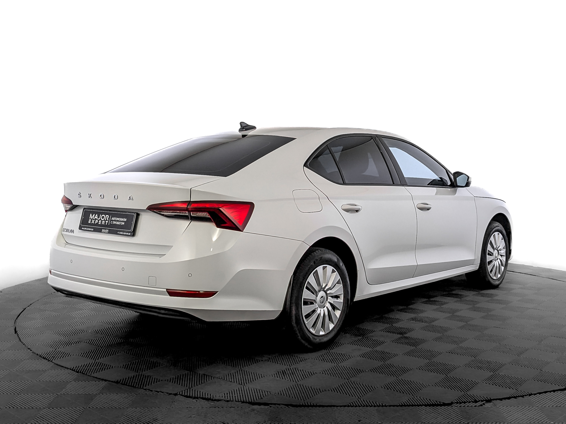 SKODA Octavia 1.40 (150 л.с), автомат, 2021, пробег 116 784 км