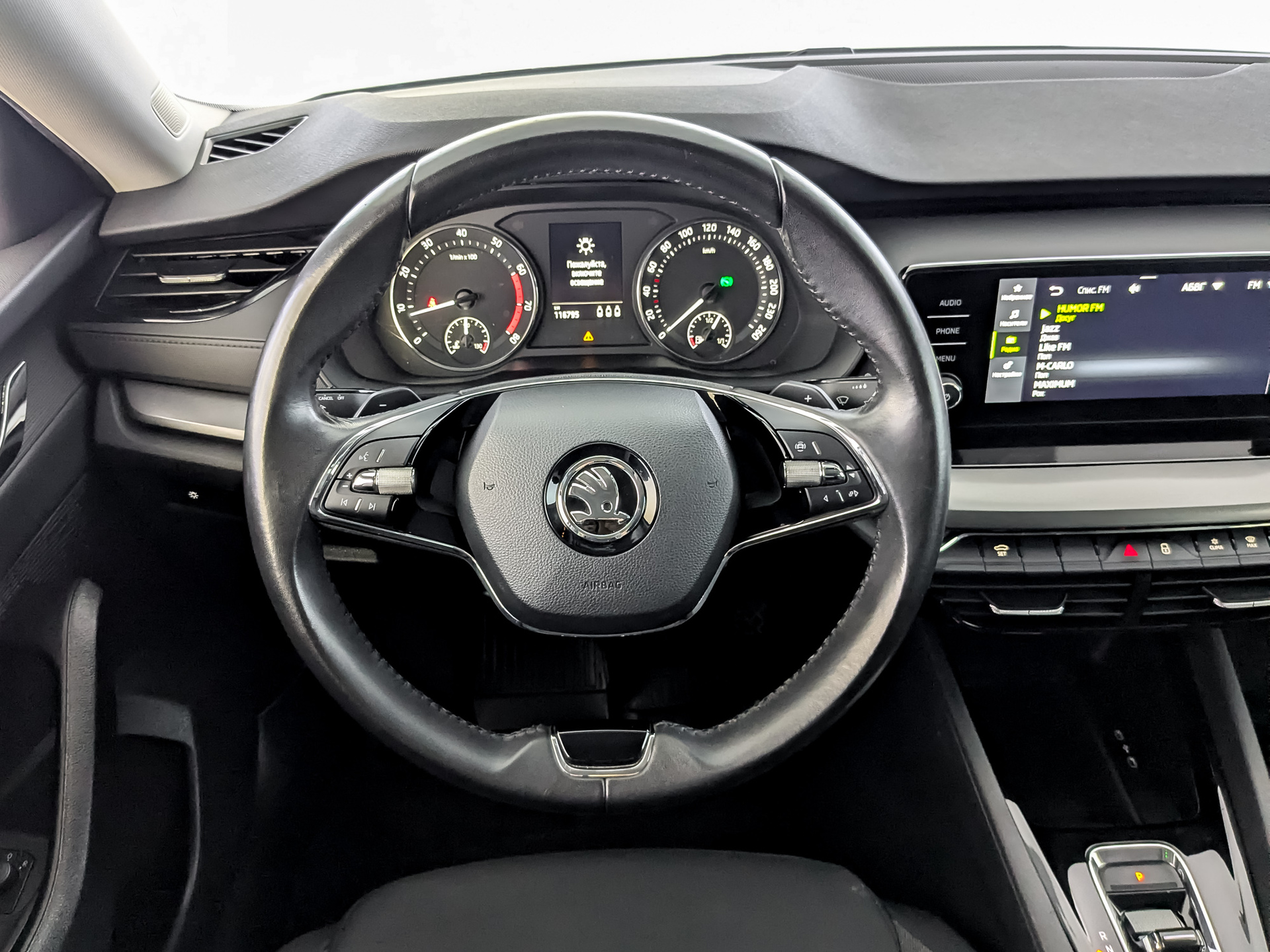 SKODA Octavia 1.40 (150 л.с), автомат, 2021, пробег 116 784 км