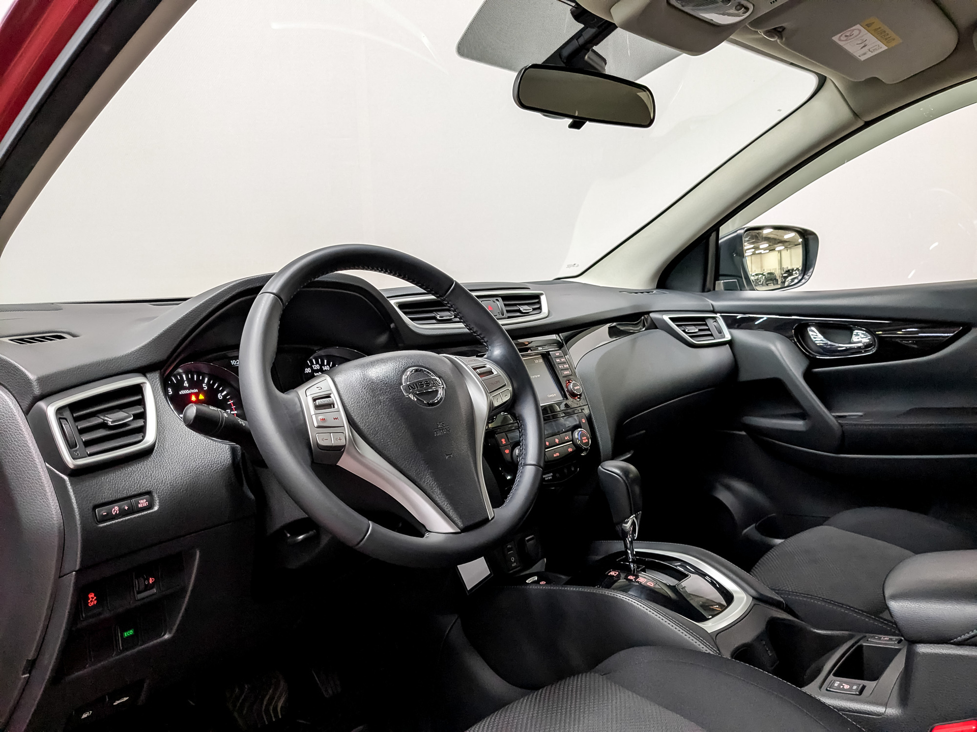 NISSAN Qashqai 2.00 (144 л.с), автомат, 2017, пробег 66 179 км