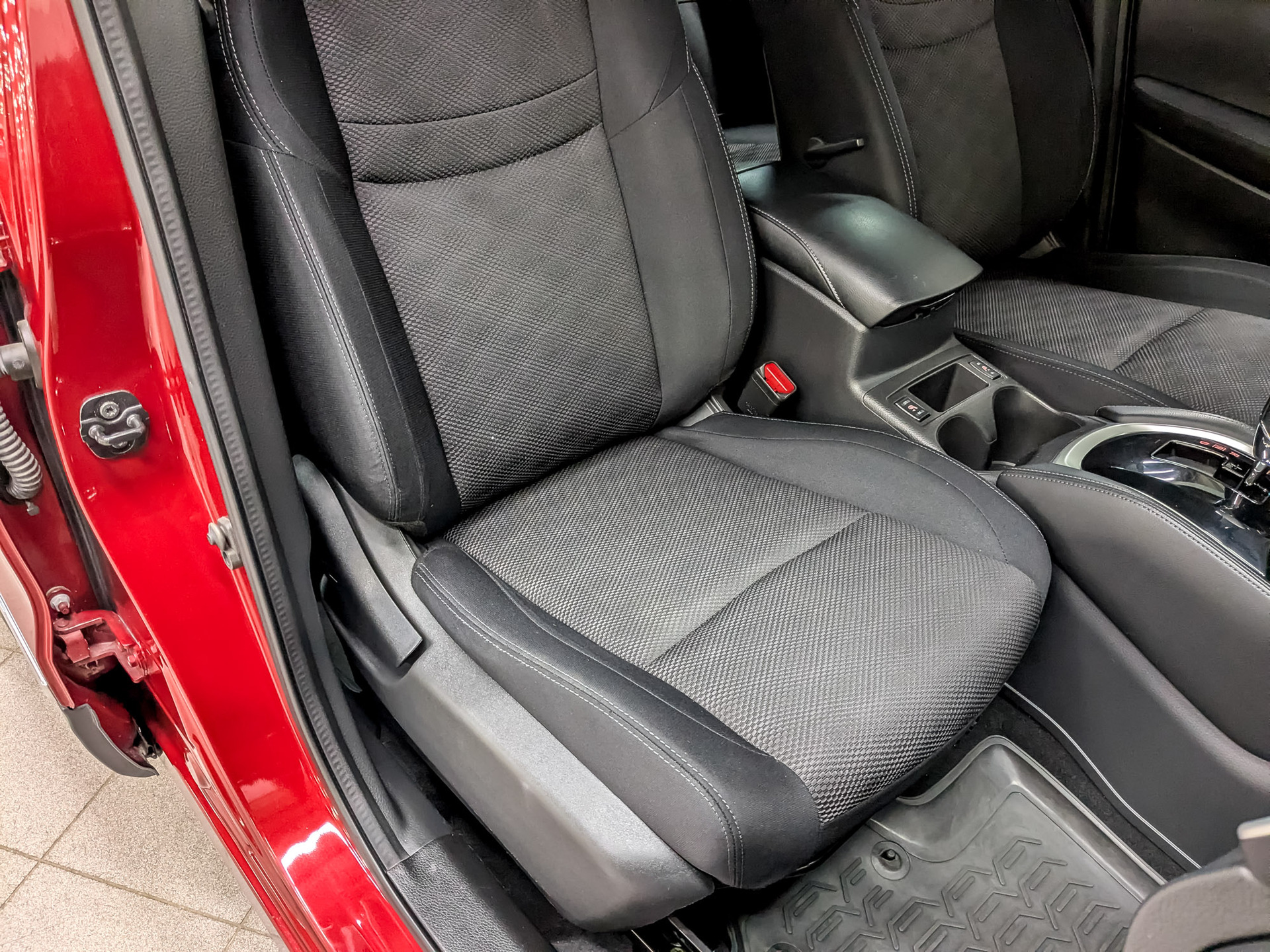 NISSAN Qashqai 2.00 (144 л.с), автомат, 2017, пробег 66 179 км