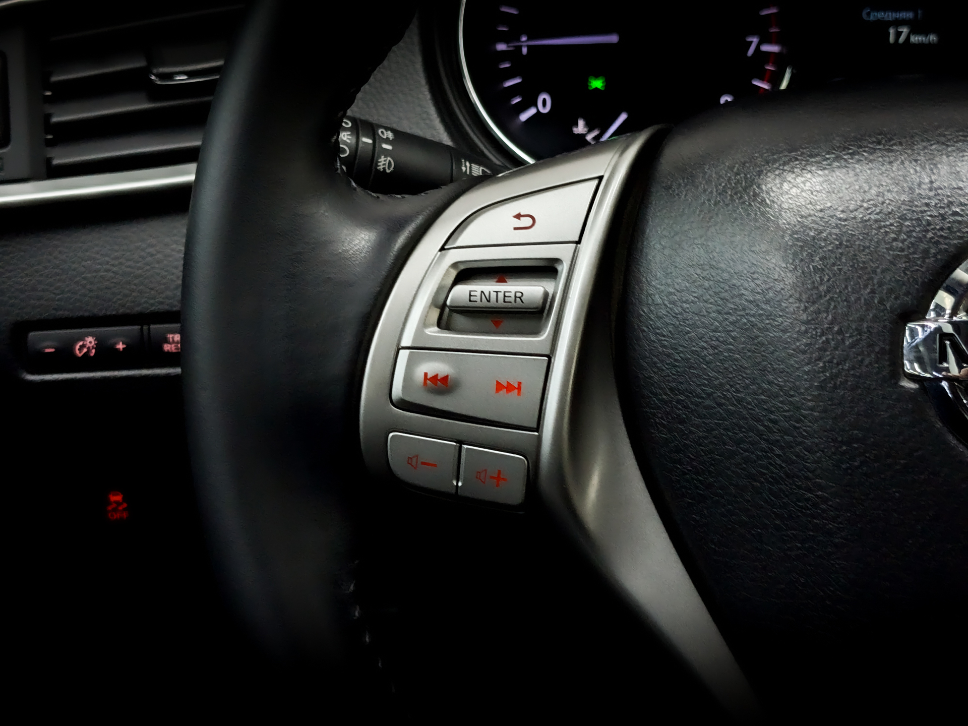 NISSAN Qashqai 2.00 (144 л.с), автомат, 2017, пробег 66 179 км