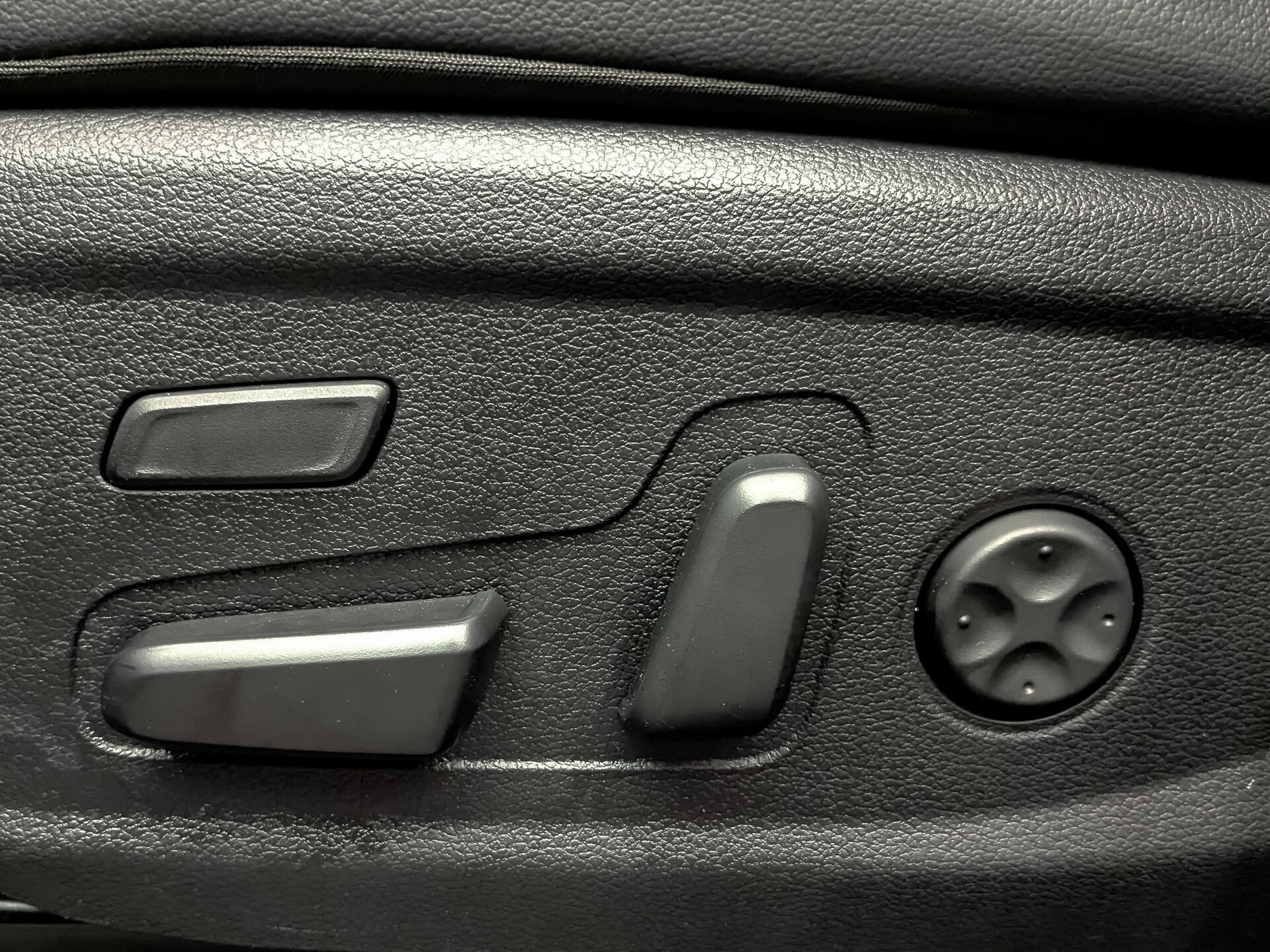 HYUNDAI Santa Fe 2.20 (199 л.с), автомат, 2021, пробег 63 246 км