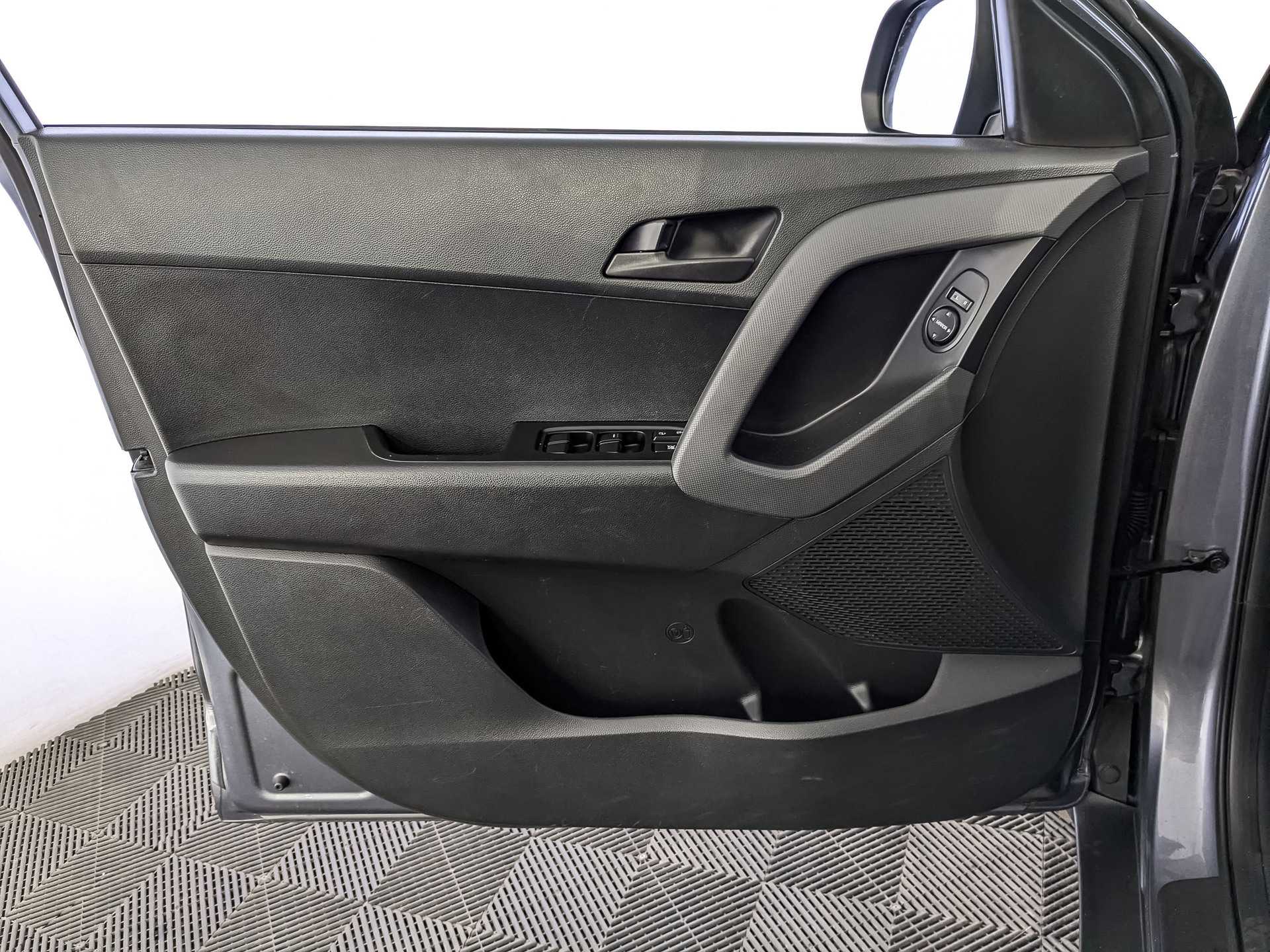 HYUNDAI Creta 1.60 (123 л.с), механическая, 2017, пробег 120 000 км