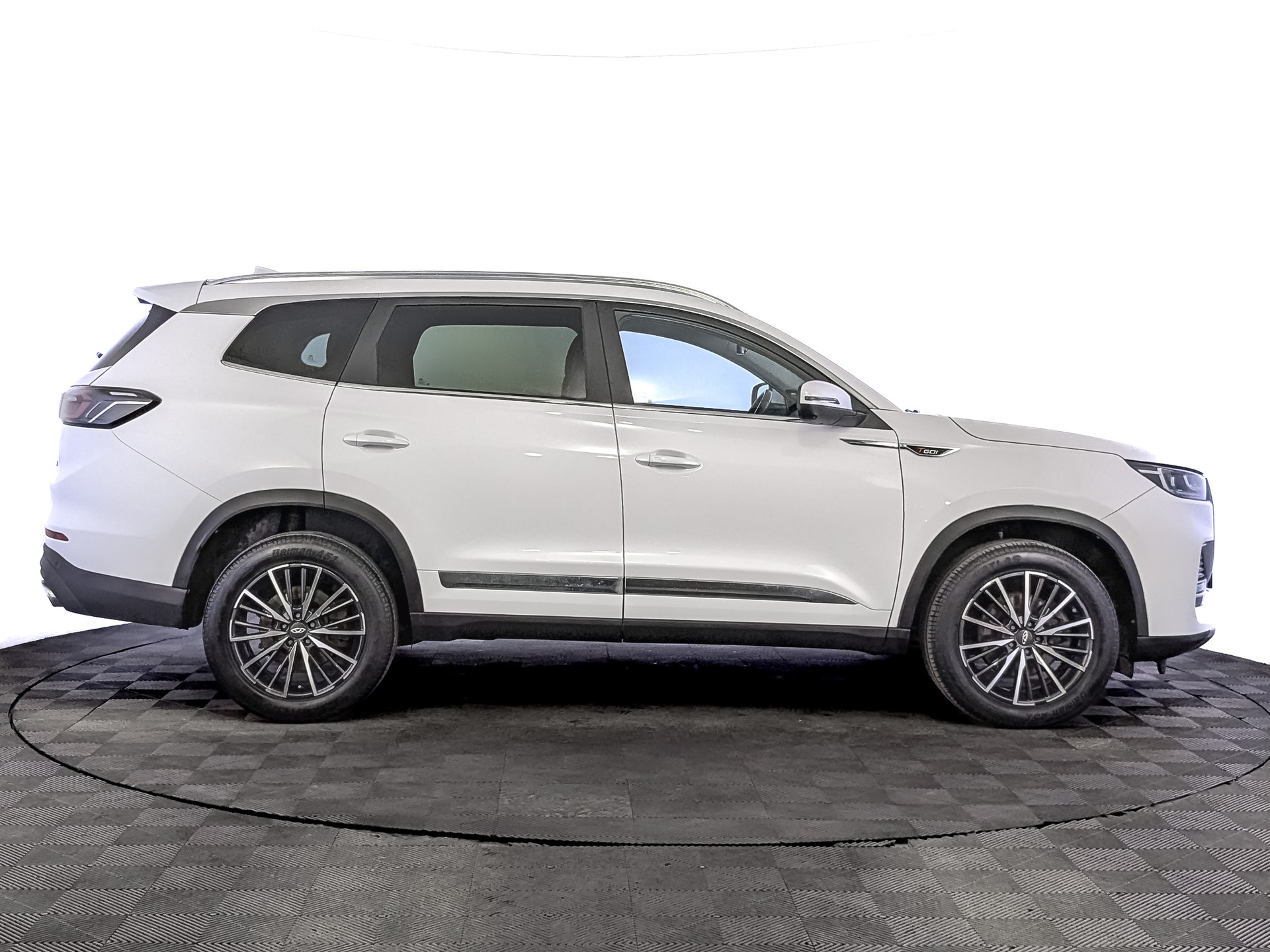 CHERY Tiggo 8 Pro 2.00 (197 л.с), автомат, 2023, пробег 88 092 км