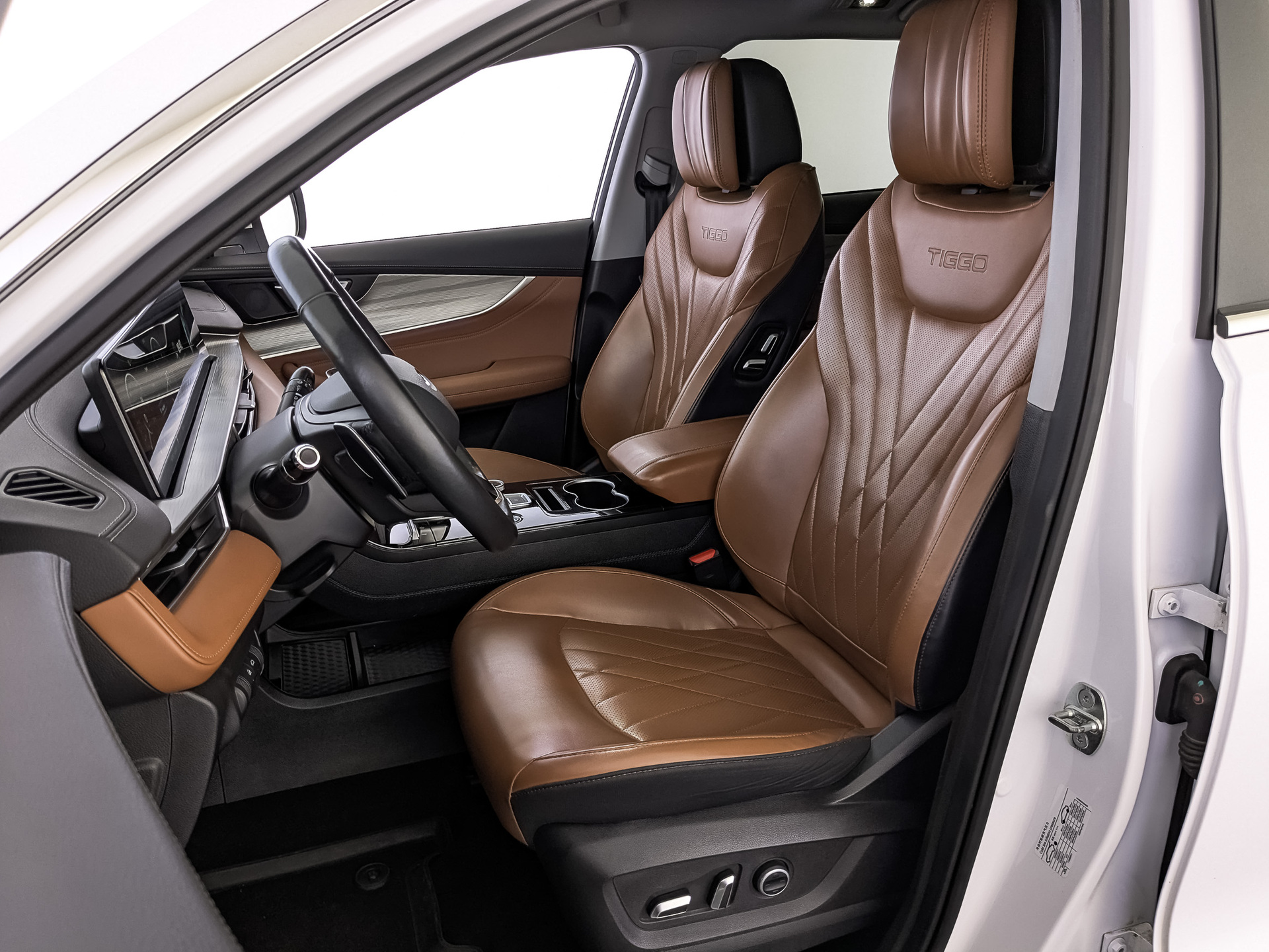 CHERY Tiggo 8 Pro 2.00 (197 л.с), автомат, 2023, пробег 88 092 км