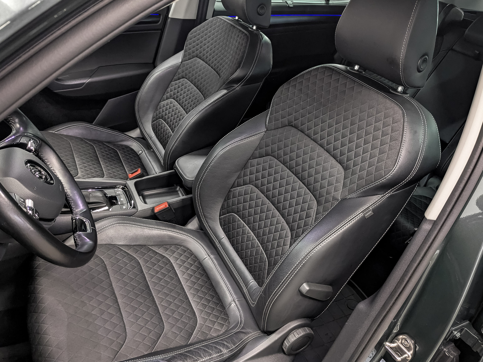 SKODA Kodiaq 1.40 (150 л.с), автомат, 2020, пробег 99 174 км