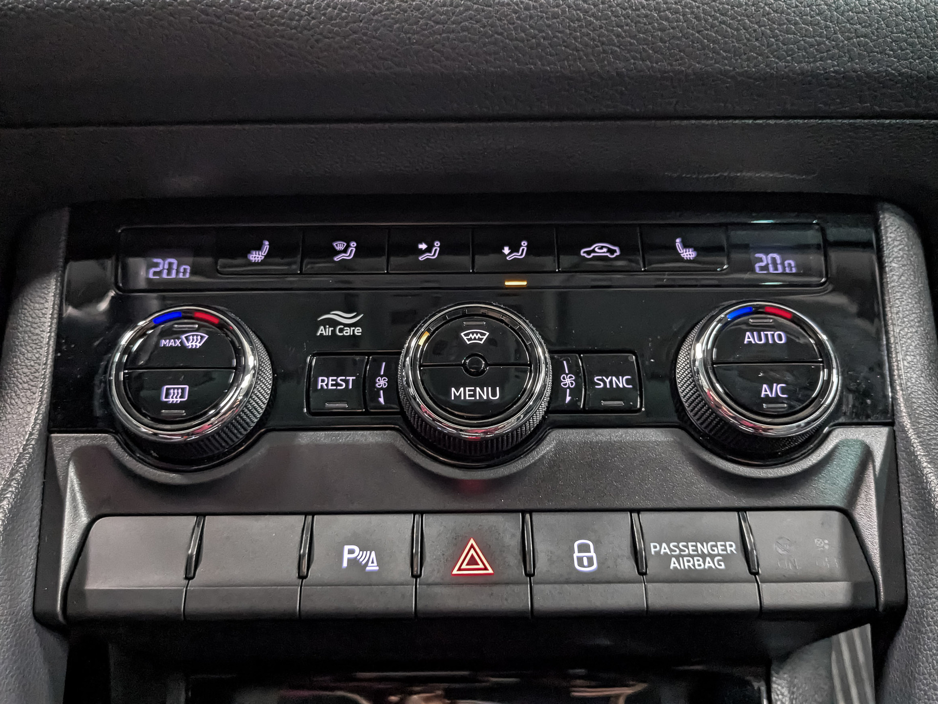 SKODA Kodiaq 1.40 (150 л.с), автомат, 2020, пробег 99 174 км