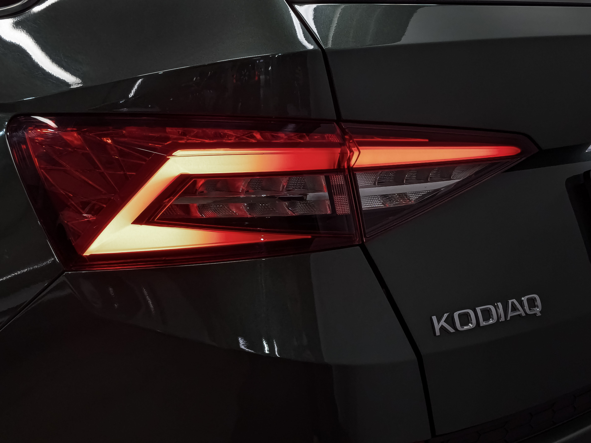 SKODA Kodiaq 1.40 (150 л.с), автомат, 2020, пробег 99 174 км