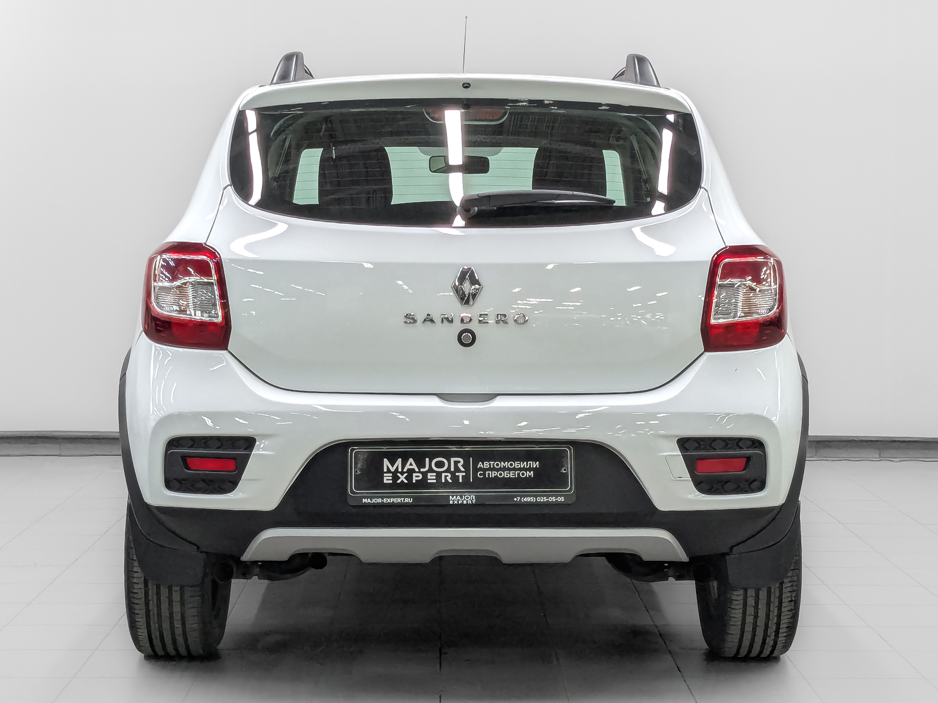 RENAULT Sandero 1.60 (102 л.с), автомат, 2021, пробег 62 235 км