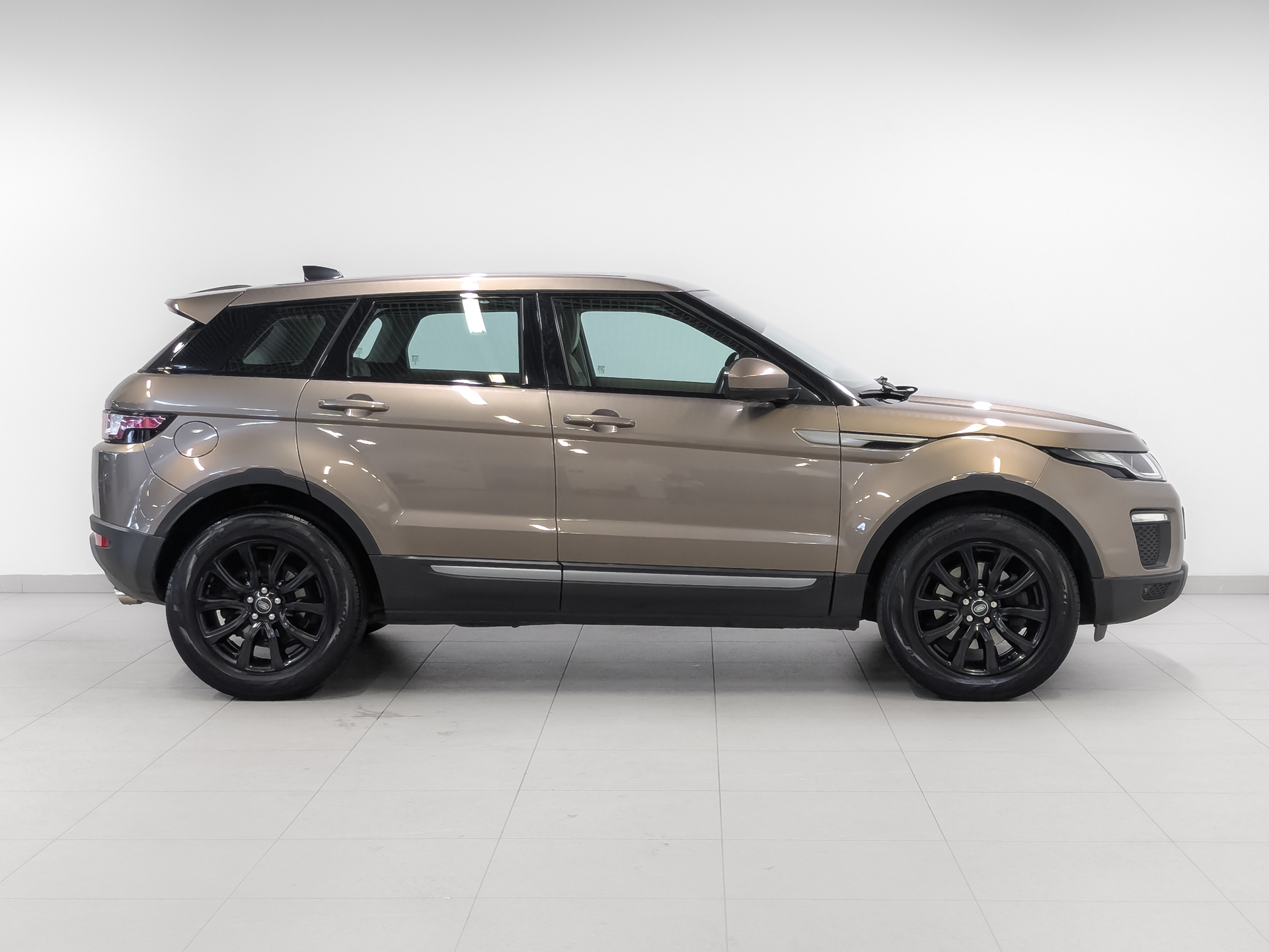 LAND ROVER Range Rover Evoque 2.00 (149 л.с), автомат, 2018, пробег 146 051 км