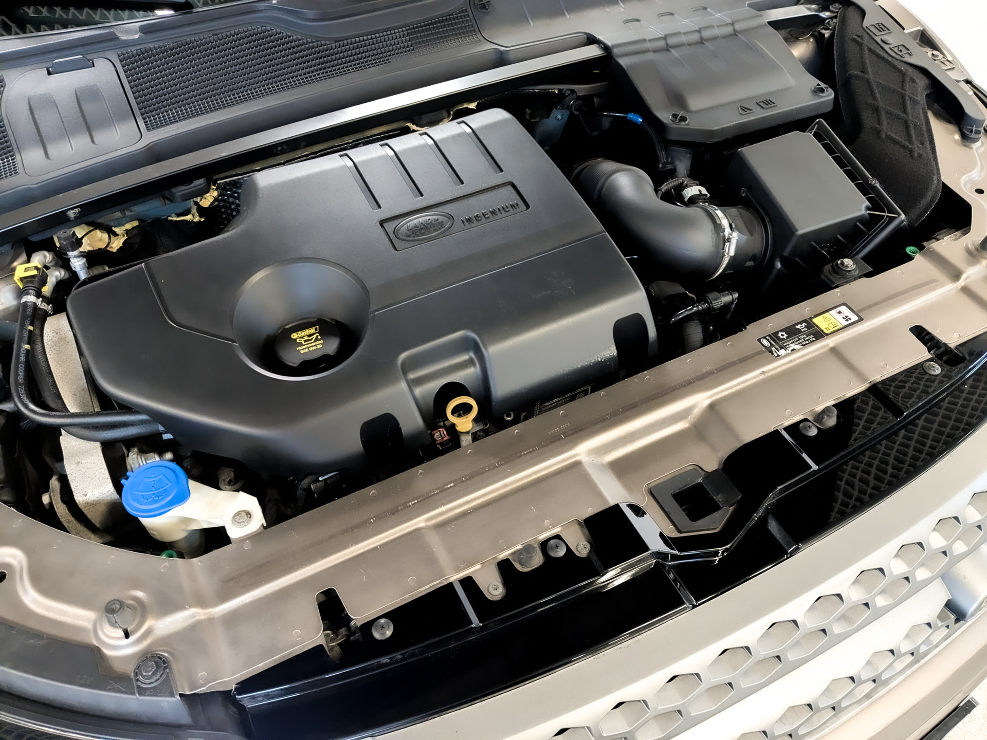 LAND ROVER Range Rover Evoque 2.00 (149 л.с), автомат, 2018, пробег 146 051 км