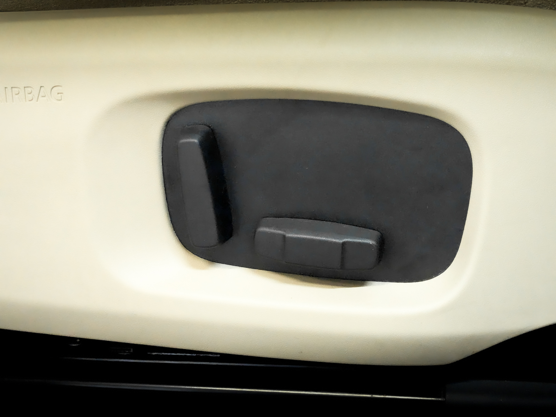 LAND ROVER Range Rover Evoque 2.00 (149 л.с), автомат, 2018, пробег 146 051 км