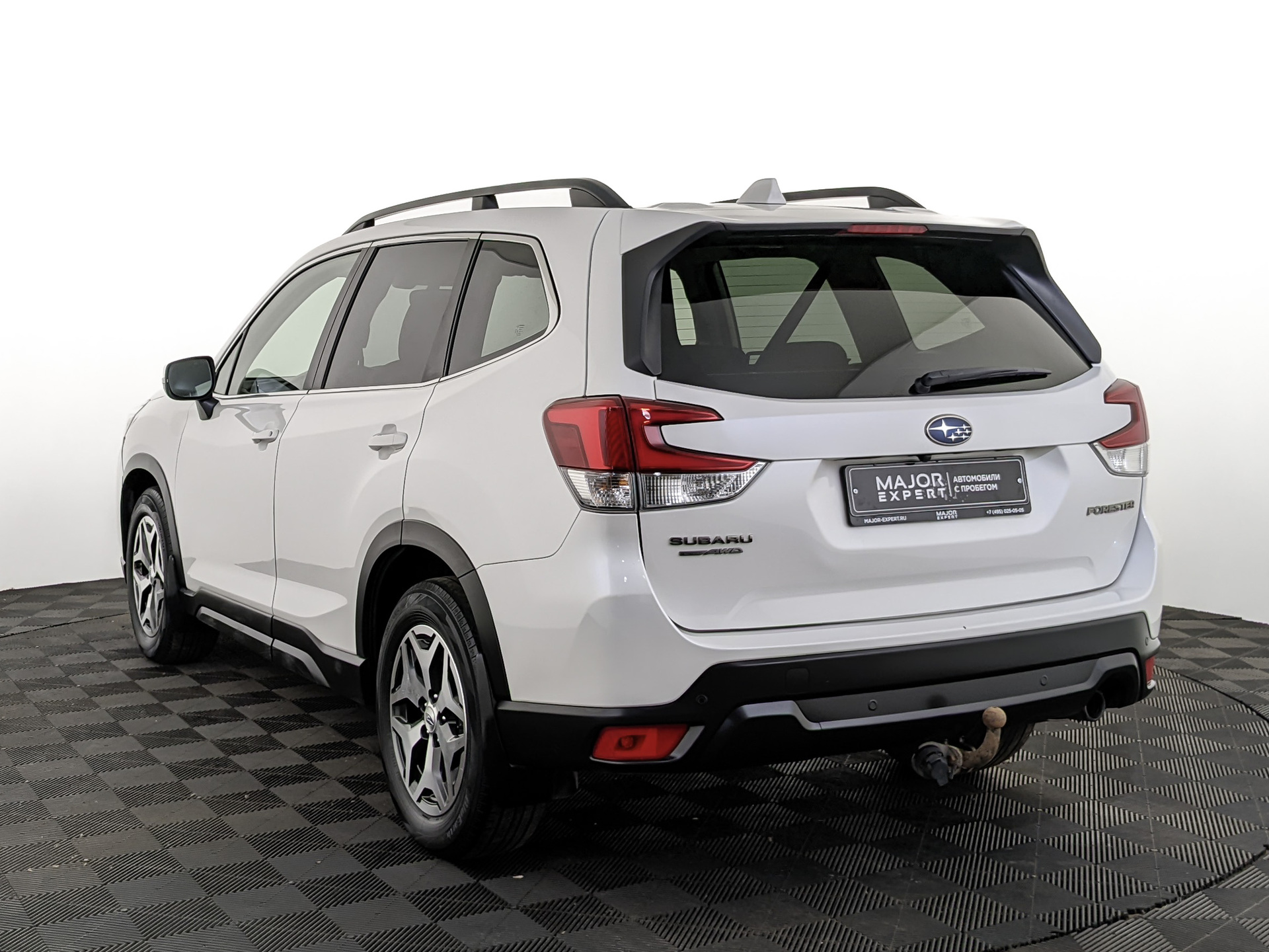 SUBARU Forester 2.00 (150 л.с), автомат, 2019, пробег 128 037 км