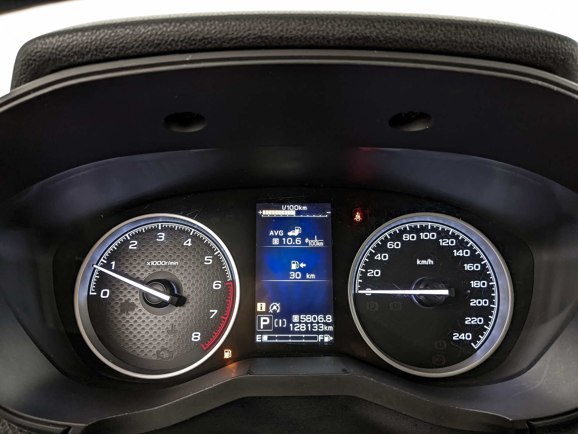 SUBARU Forester 2.00 (150 л.с), автомат, 2019, пробег 128 037 км