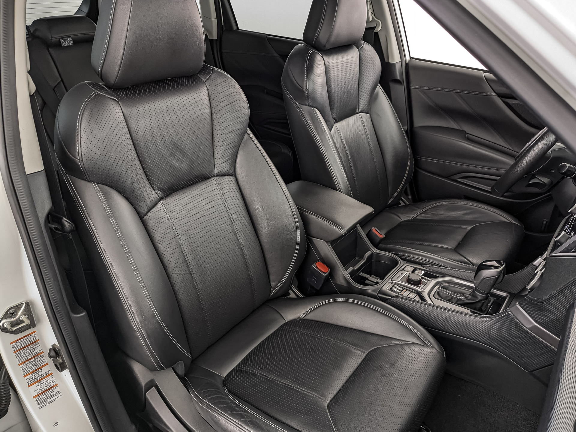 SUBARU Forester 2.00 (150 л.с), автомат, 2019, пробег 128 037 км