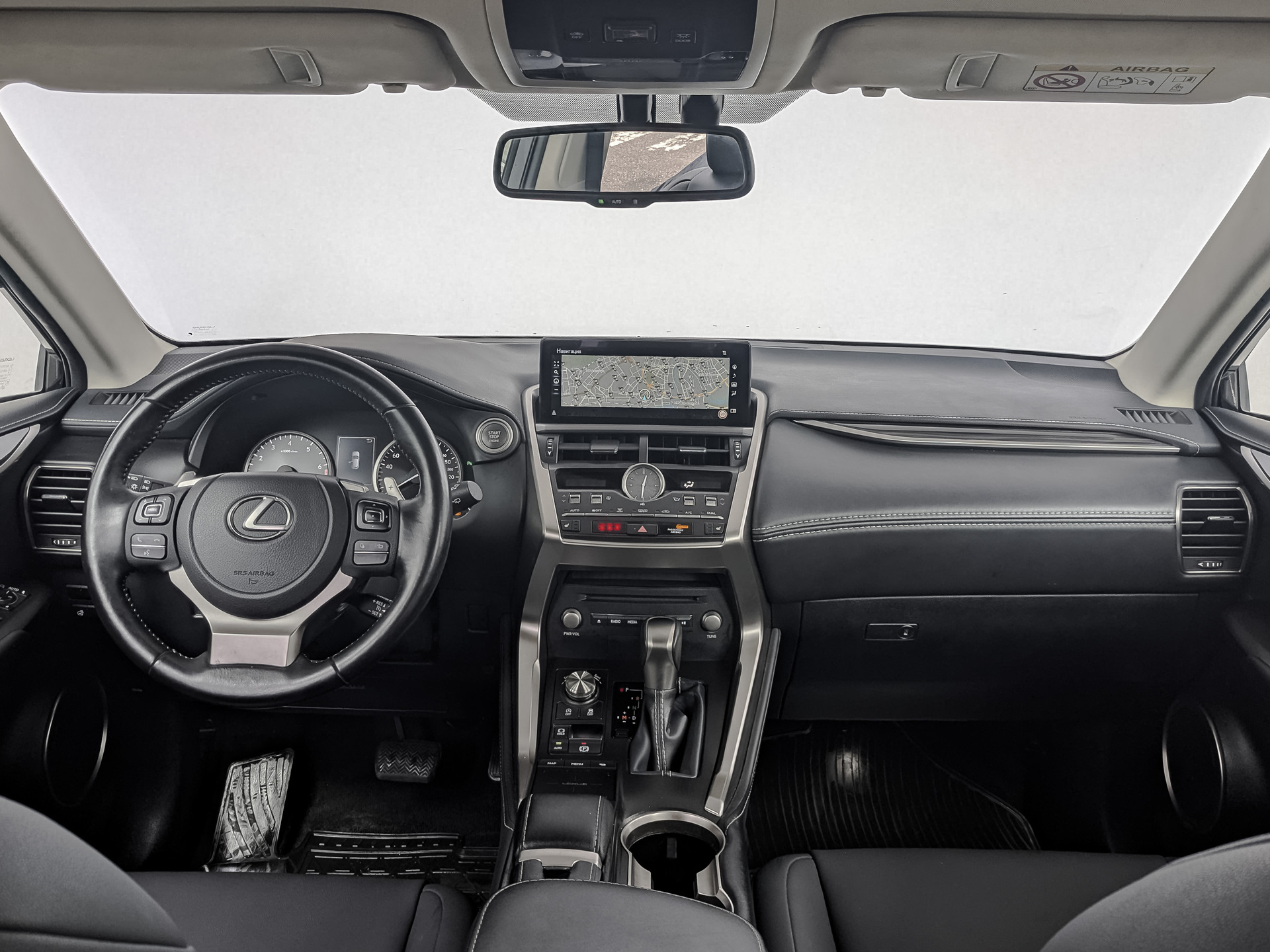 LEXUS NX 2.00 (150 л.с), автомат, 2021, пробег 30 236 км