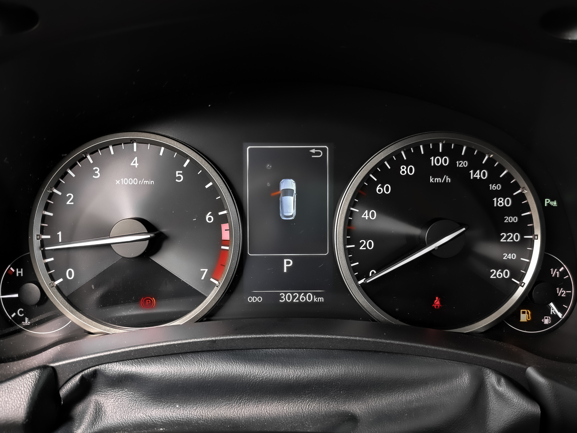 LEXUS NX 2.00 (150 л.с), автомат, 2021, пробег 30 236 км