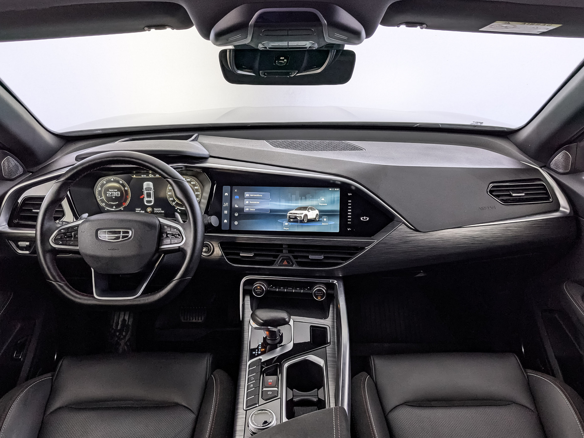 GEELY Tugella 2.00 (238 л.с), автомат, 2023, пробег 77 015 км