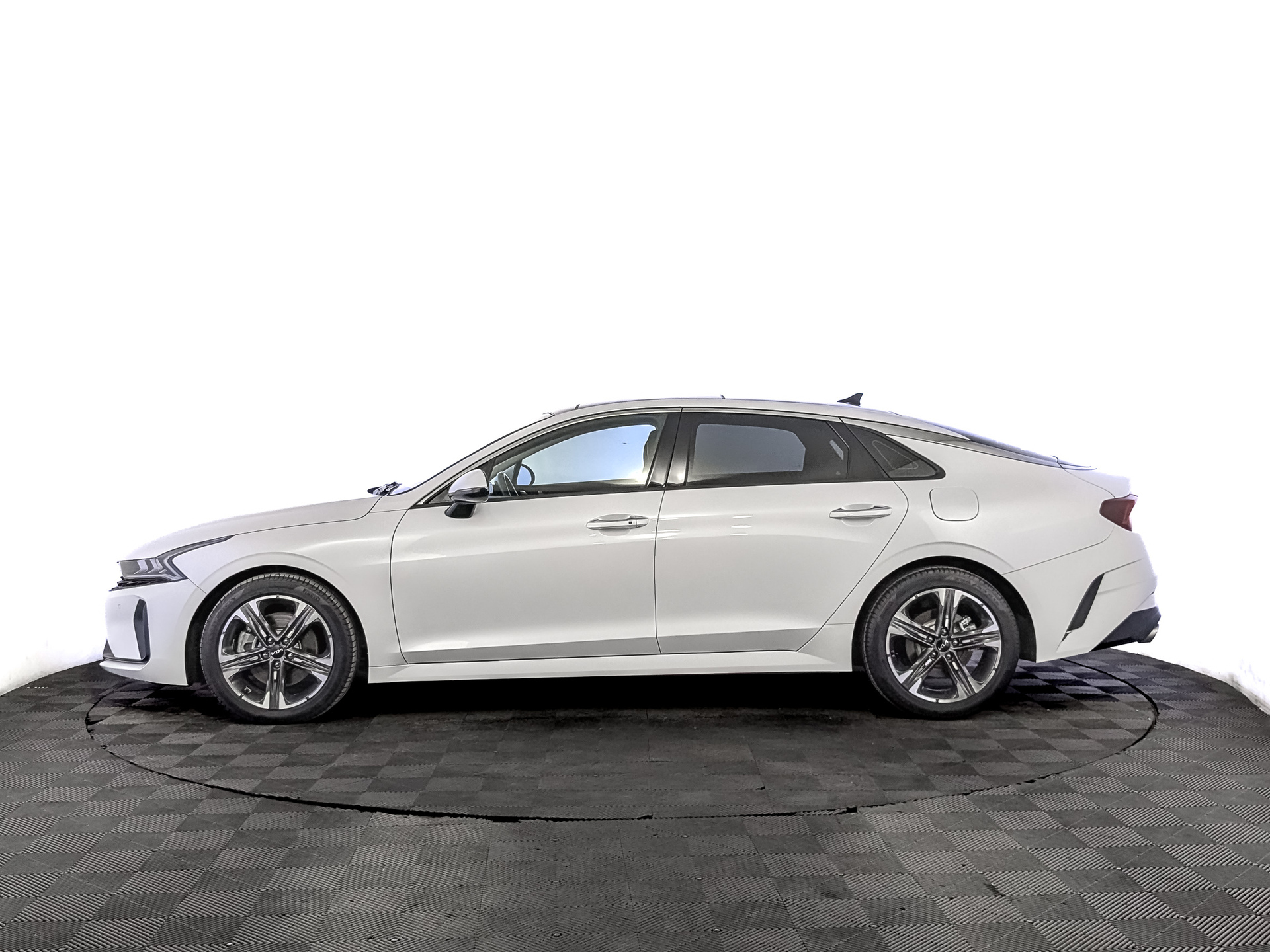 KIA K5 2.00 (240 л.с), автомат, 2021, пробег 63 100 км