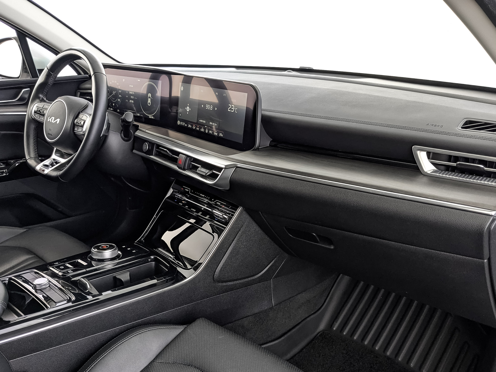 KIA K5 2.00 (240 л.с), автомат, 2021, пробег 63 100 км