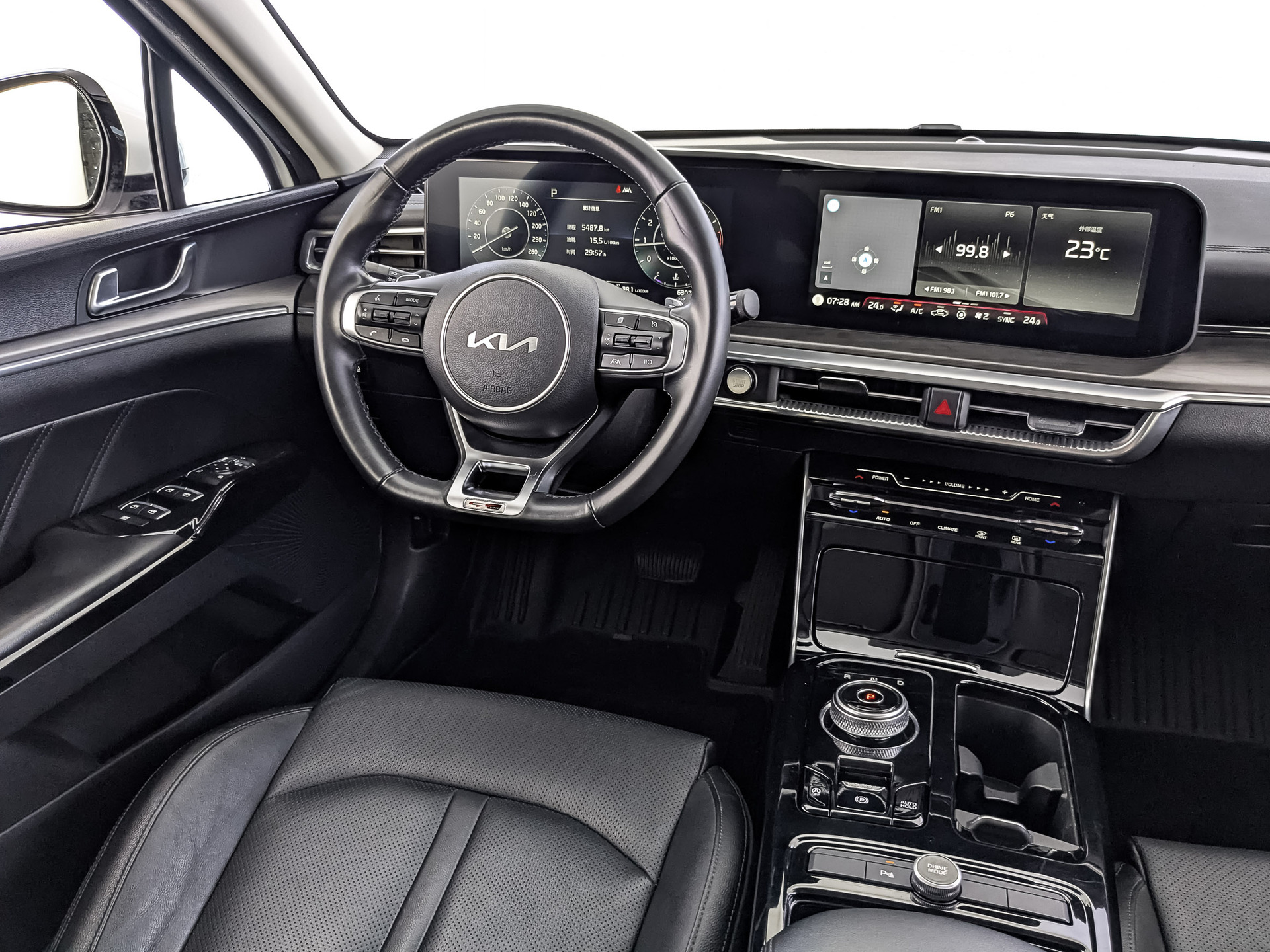 KIA K5 2.00 (240 л.с), автомат, 2021, пробег 63 100 км