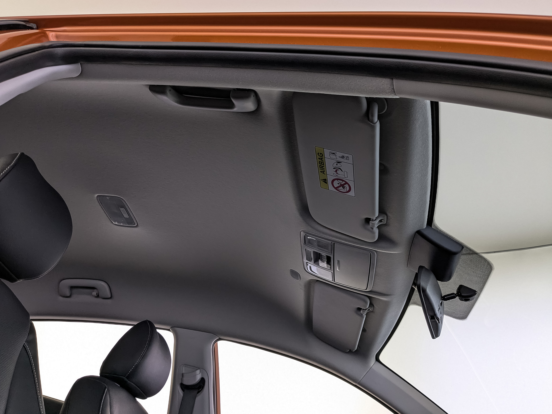SOLARIS KRX 1.60 (123 л.с), автомат, 2025, пробег 17 232 км