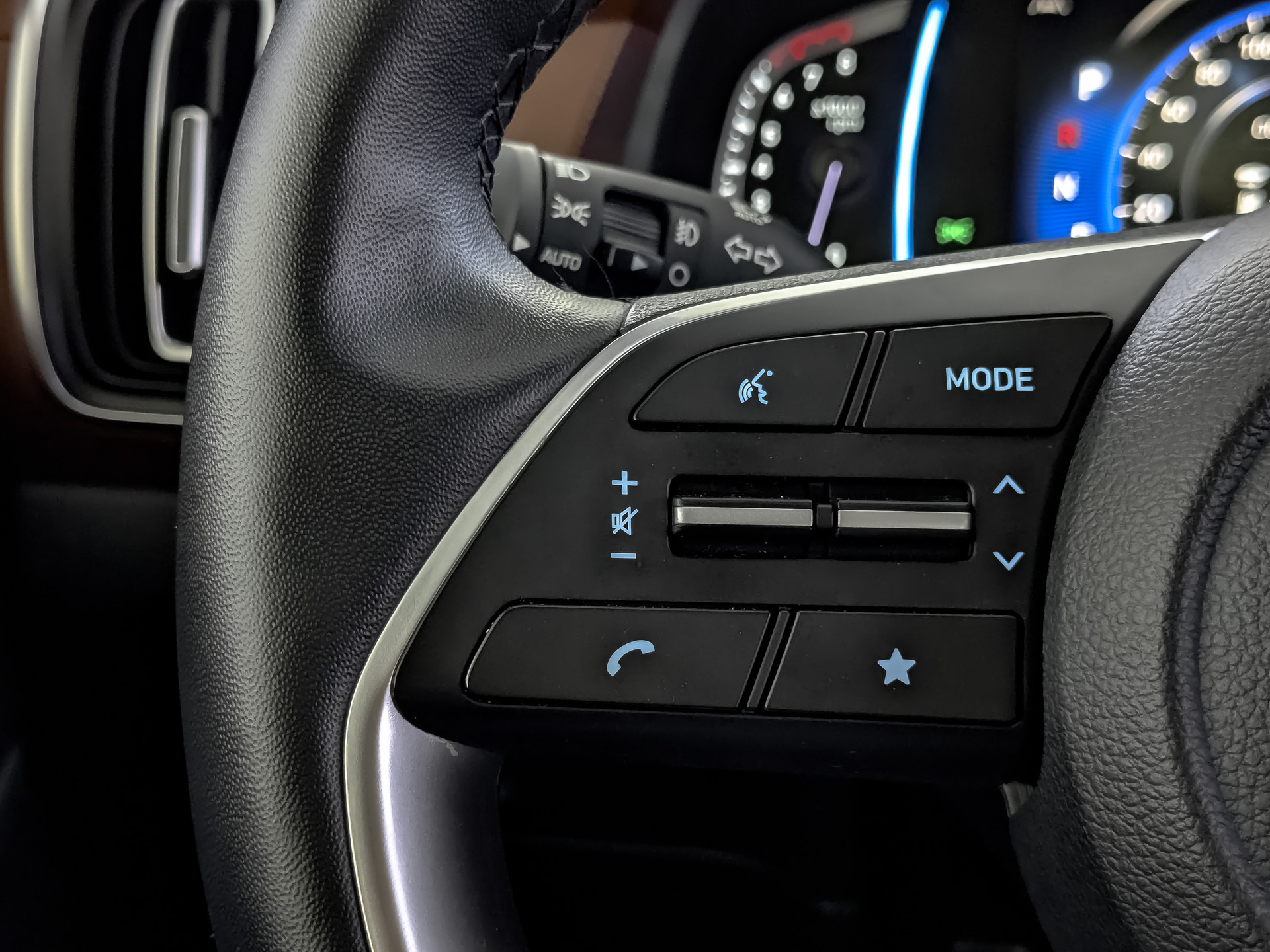 SOLARIS HC 2.00 (149 л.с), автомат, 2025, пробег 21 330 км