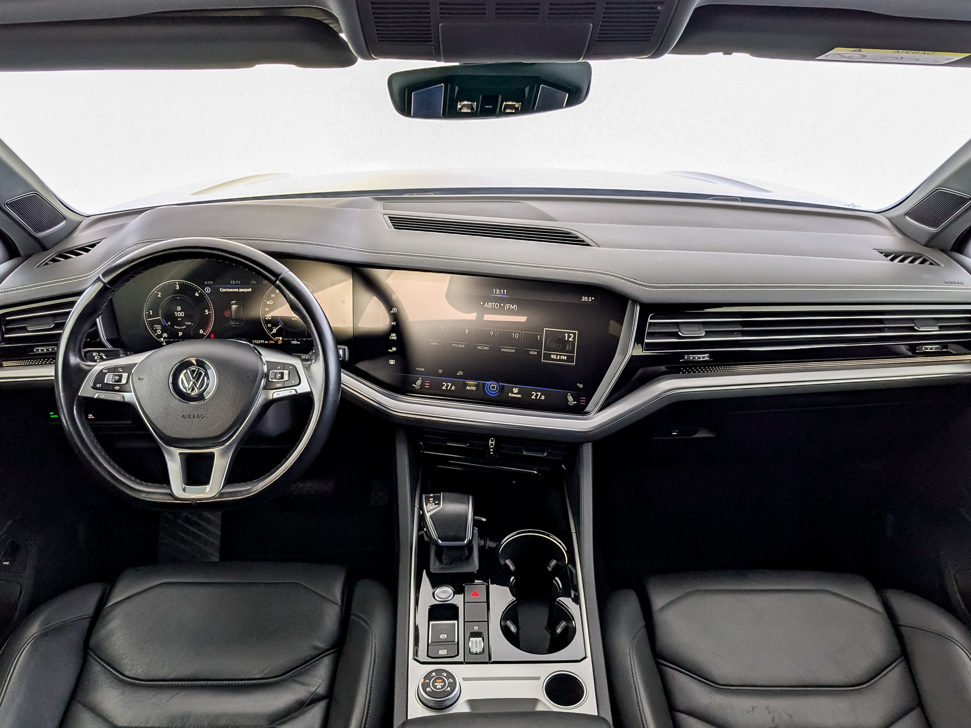 VOLKSWAGEN Touareg 3.00 (286 л.с), автомат, 2018, пробег 172 366 км